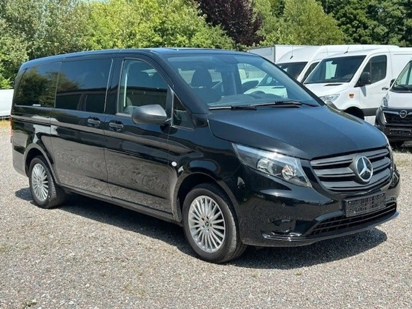 Mercedes-Benz Vito 114 CDI lang,TourerPro,2xKlima,9Sitze Schwarz - 1