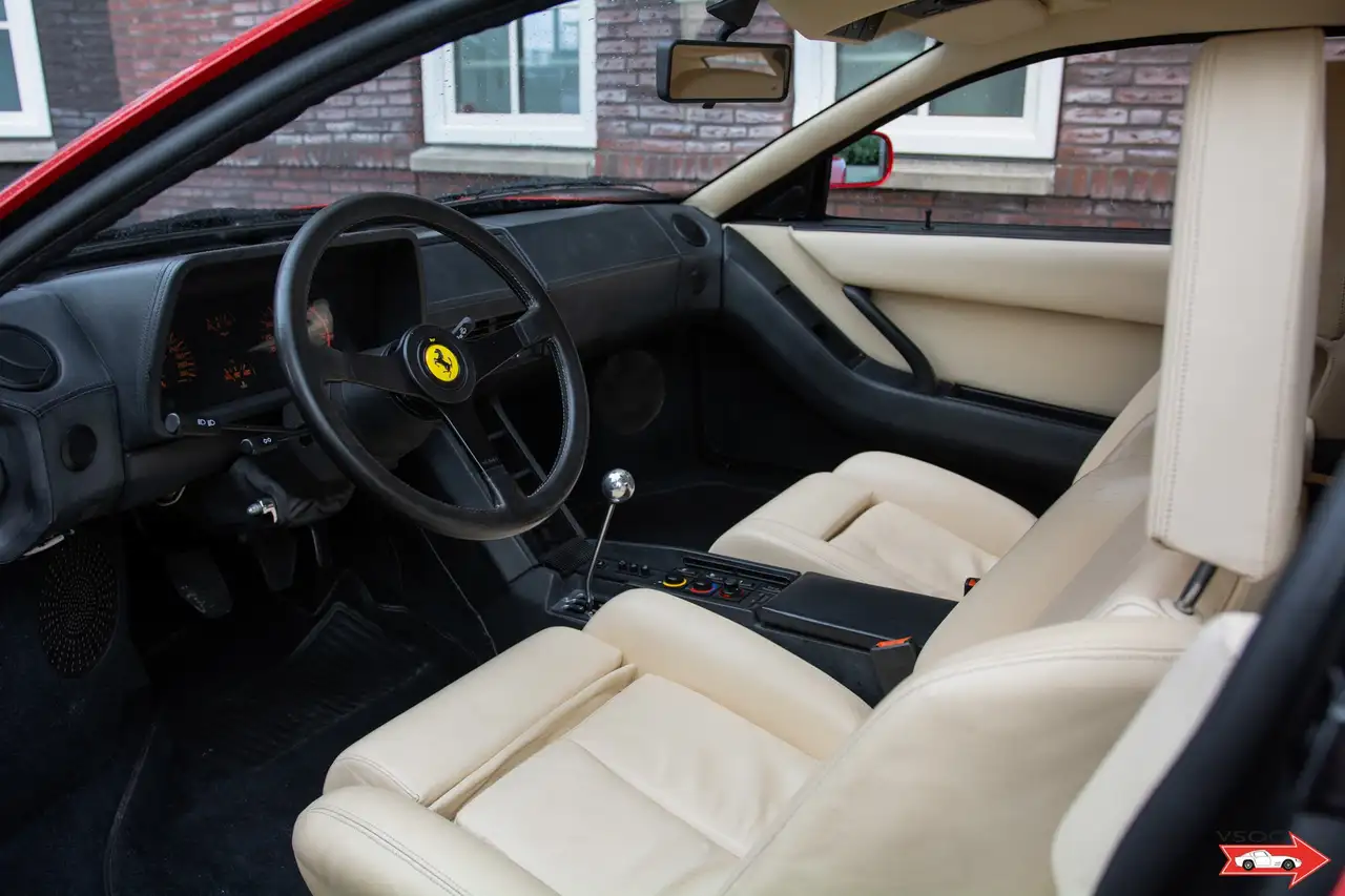 Ferrari Testarossa 'Rosso Corsa' - Single Bolt or Monodado model. Servicebook. Swiss origin., foto 8