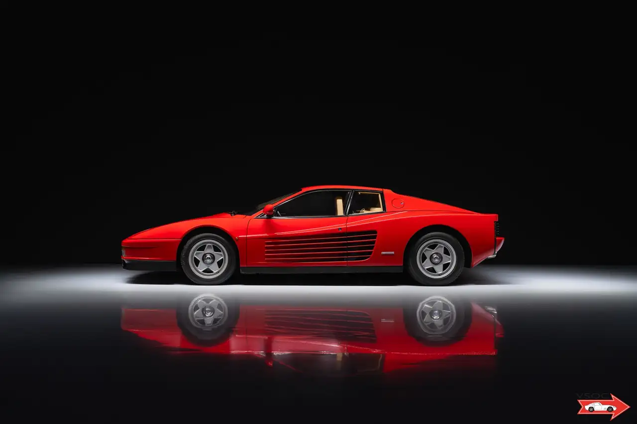 Ferrari Testarossa 'Rosso Corsa' - Single Bolt or Monodado model. Servicebook. Swiss origin., foto 2