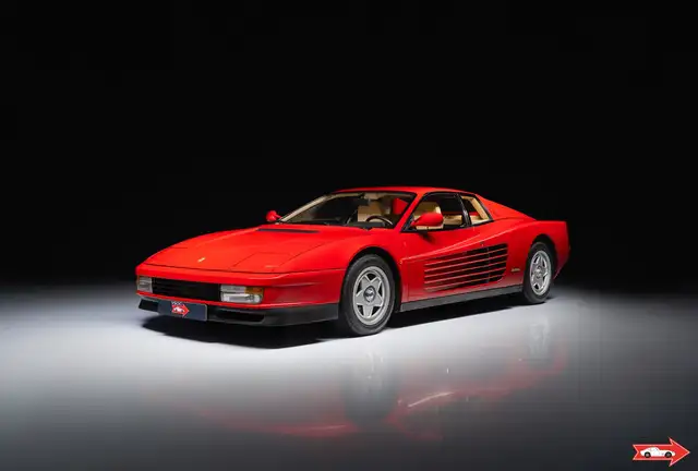 Ferrari Testarossa Testarossa 'Rosso Corsa' - Single Bolt or Monodado model. Servicebook. Swiss origin.