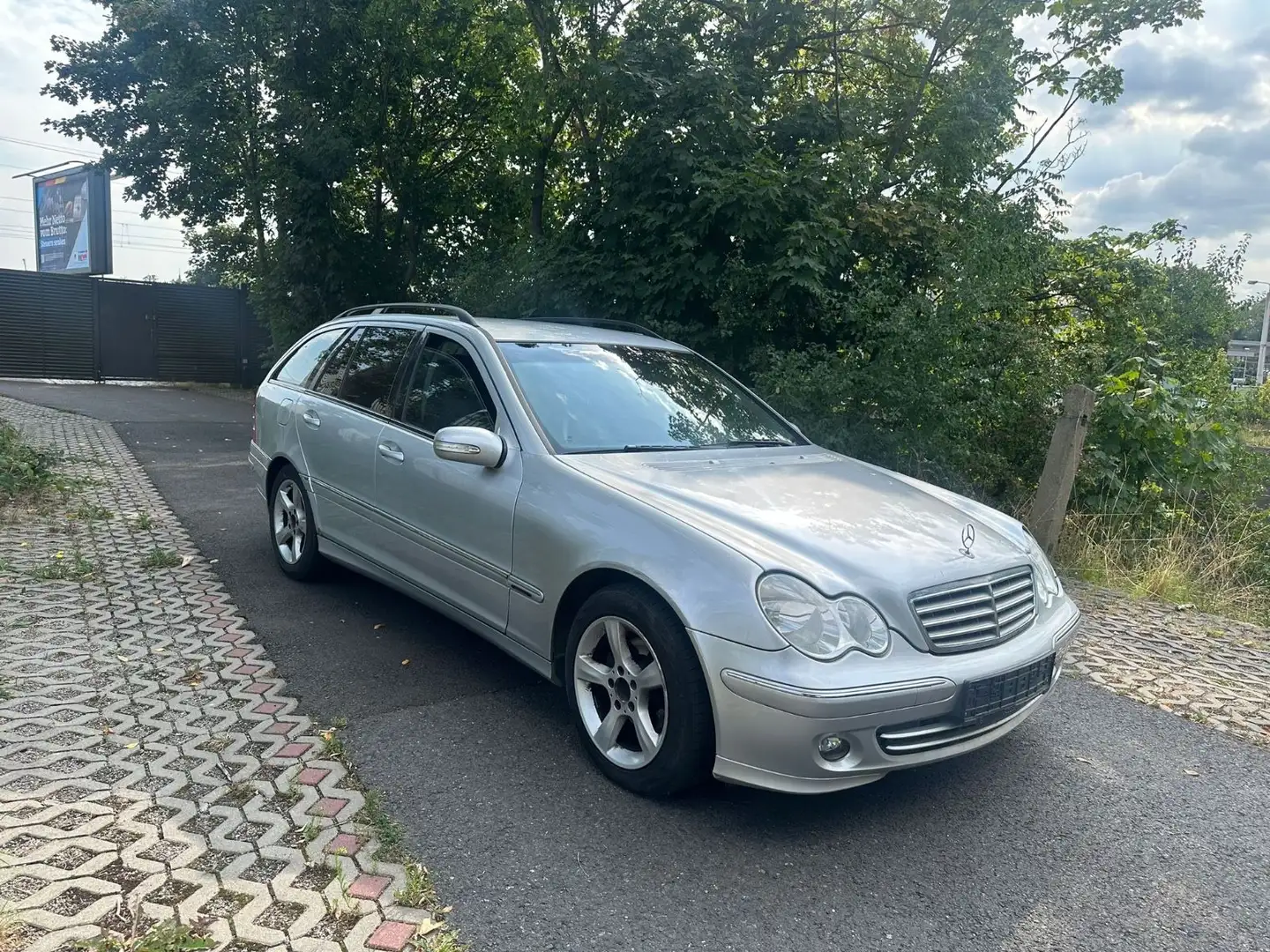 Mercedes-Benz C 220 C -Klasse T-Modell C 220 T CDI Silber - 1