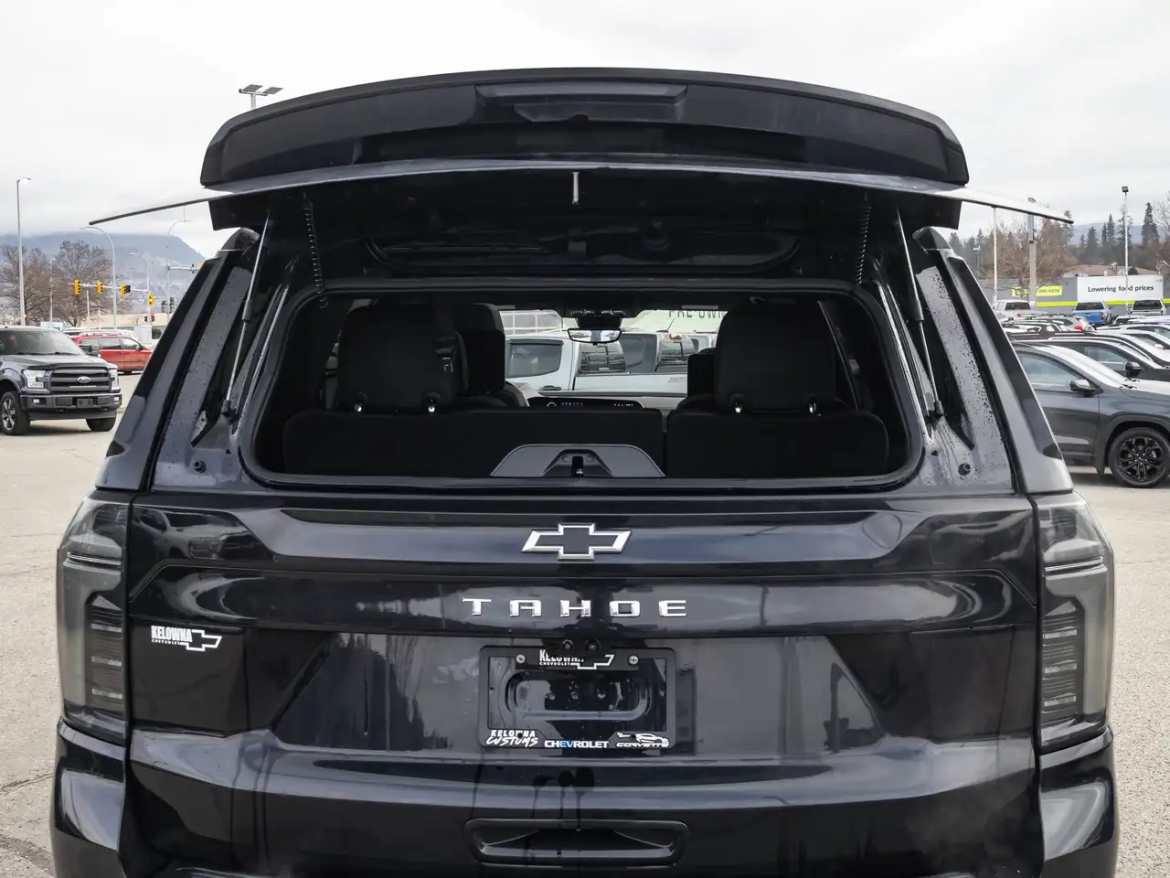 Chevrolet Tahoe снимка Chevrolet Tahoe