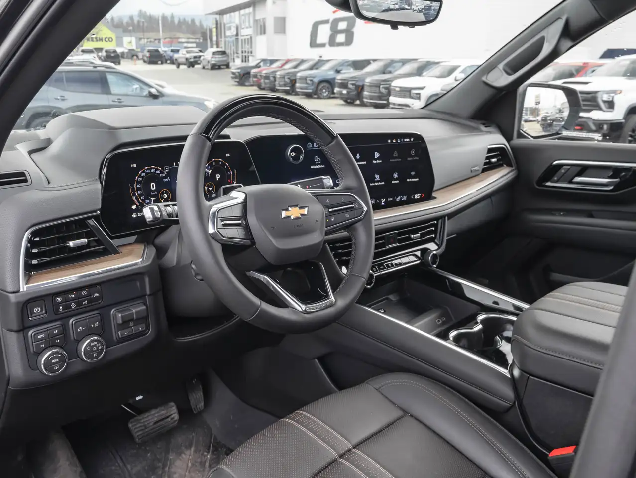 Chevrolet Tahoe снимка Chevrolet Tahoe