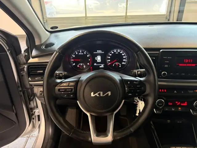 Kia Rio view 10