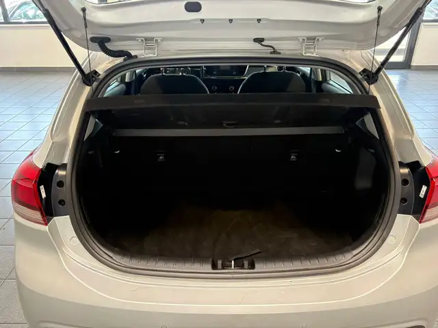 Kia Rio view 6