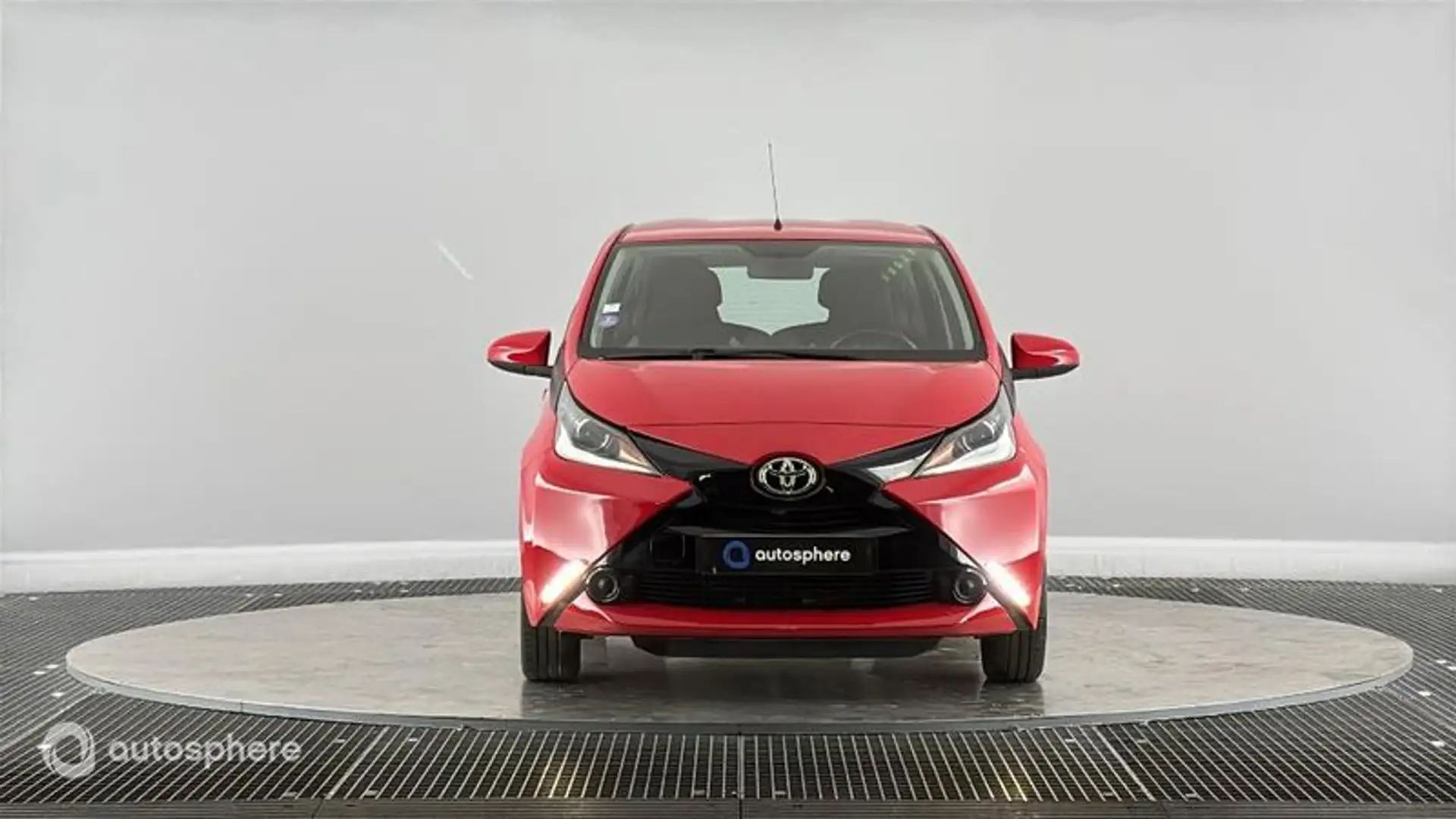 Toyota Aygo 1.0 VVT-i 72ch x-play 5p - 2