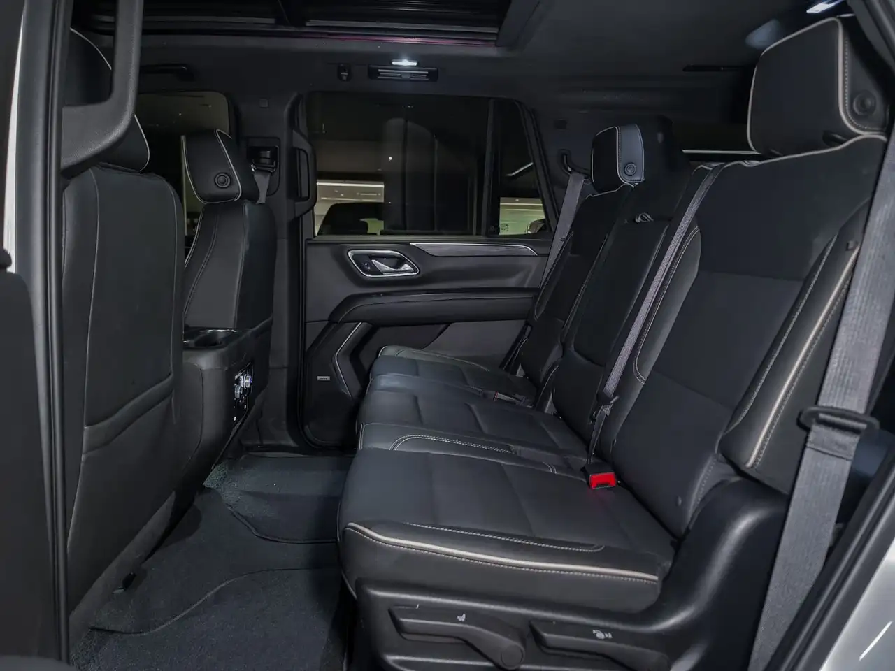 GMC Yukon снимка GMC Yukon