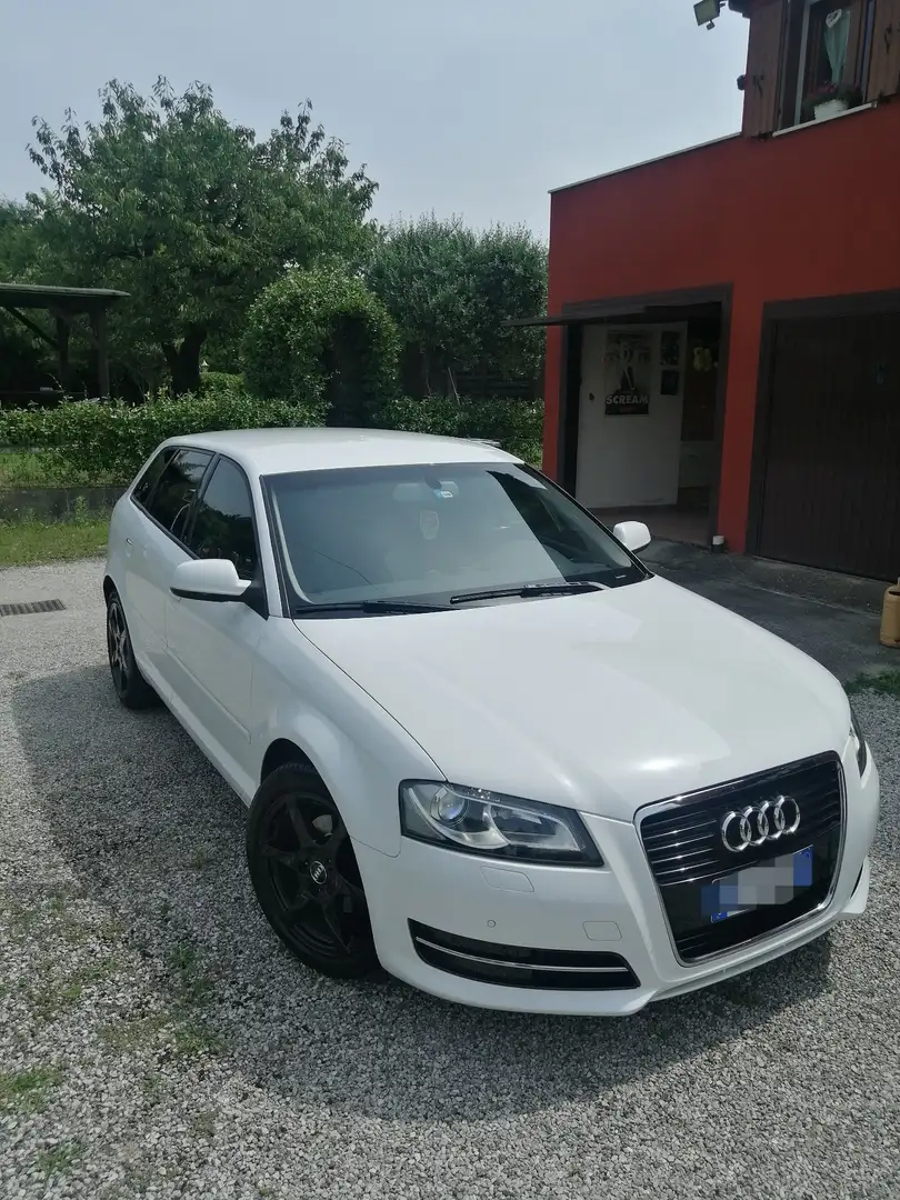 Audi A3 8P 1.4 Ambiente TFSI S-Tronic 7 rapporti Blanc - 2