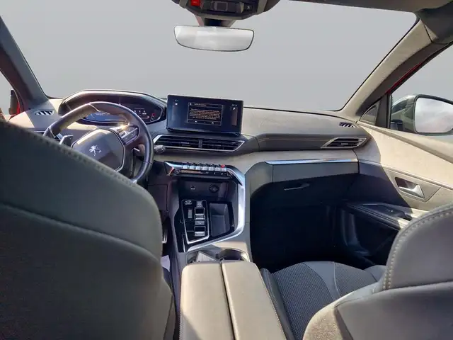 Peugeot 3008 view 12