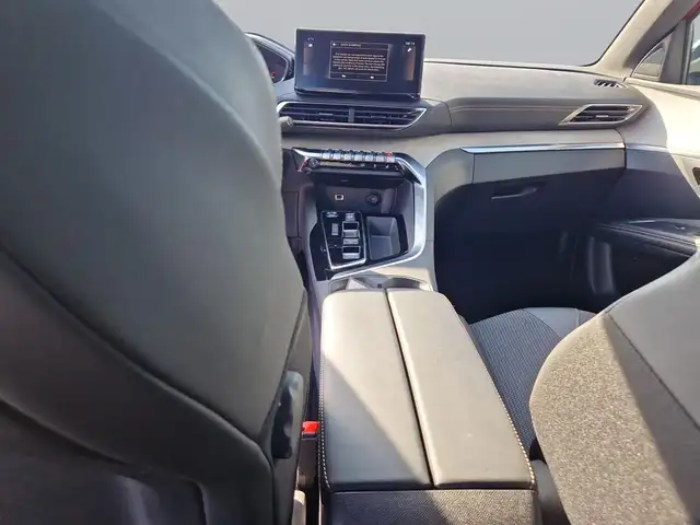 Peugeot 3008 view 14