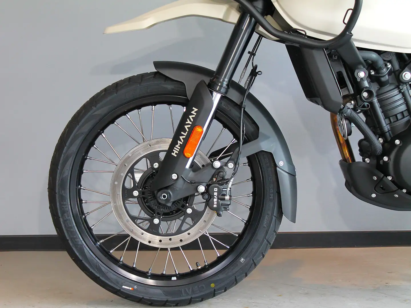 Royal Enfield Himalayan 450 Beige - 2