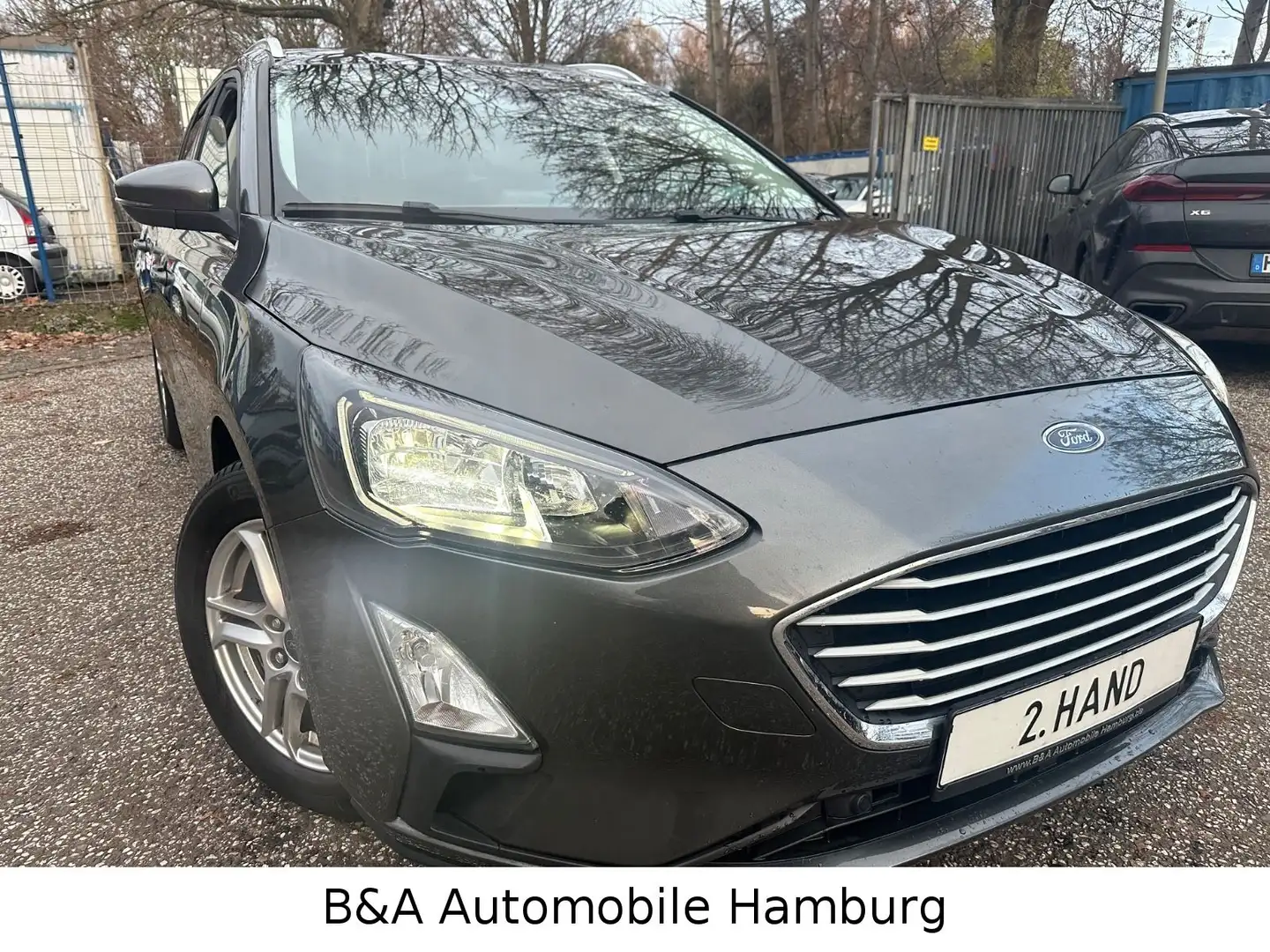 Ford Focus Turnier 2 Hand+Tüv/Au Neu+Scheckheft Grau - 2