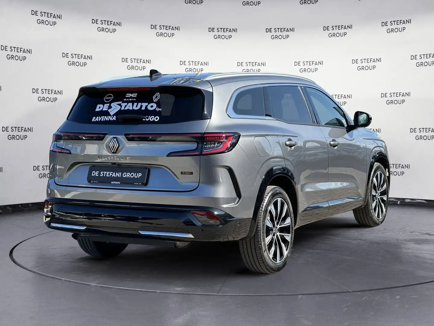 Renault Espace Espace Full Hybrid E-Tech Techno 200 cv Gri - 2