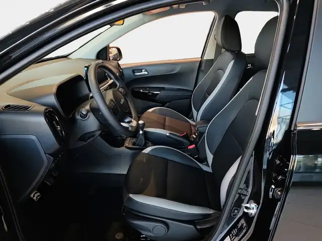 Kia Picanto view 8