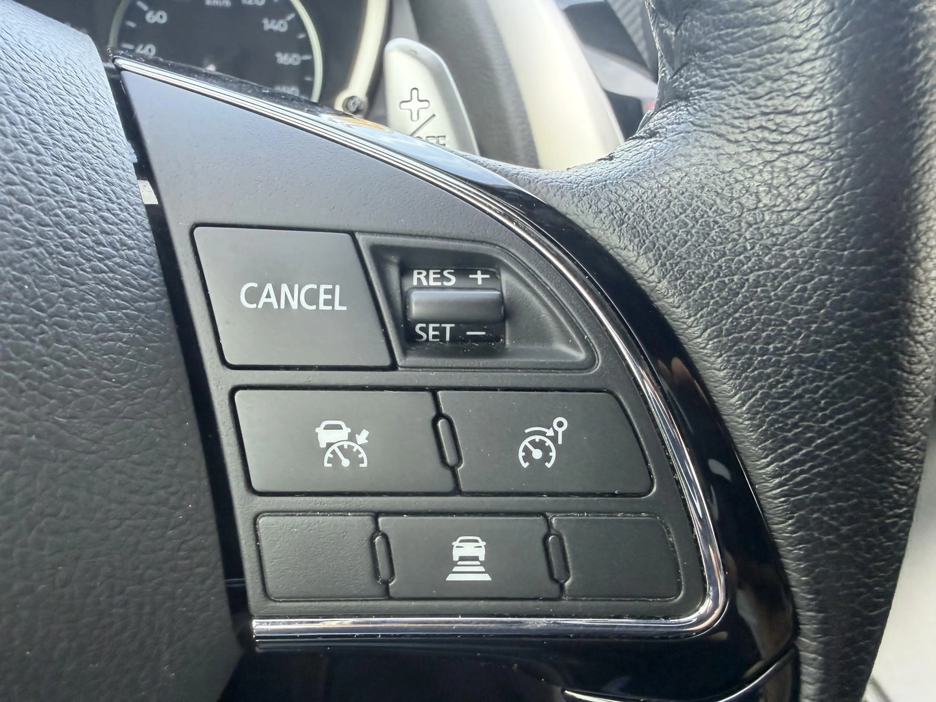 Mitsubishi Eclipse Cross 2.4 PHEV Black Edition *Winterpakket* — photo 14