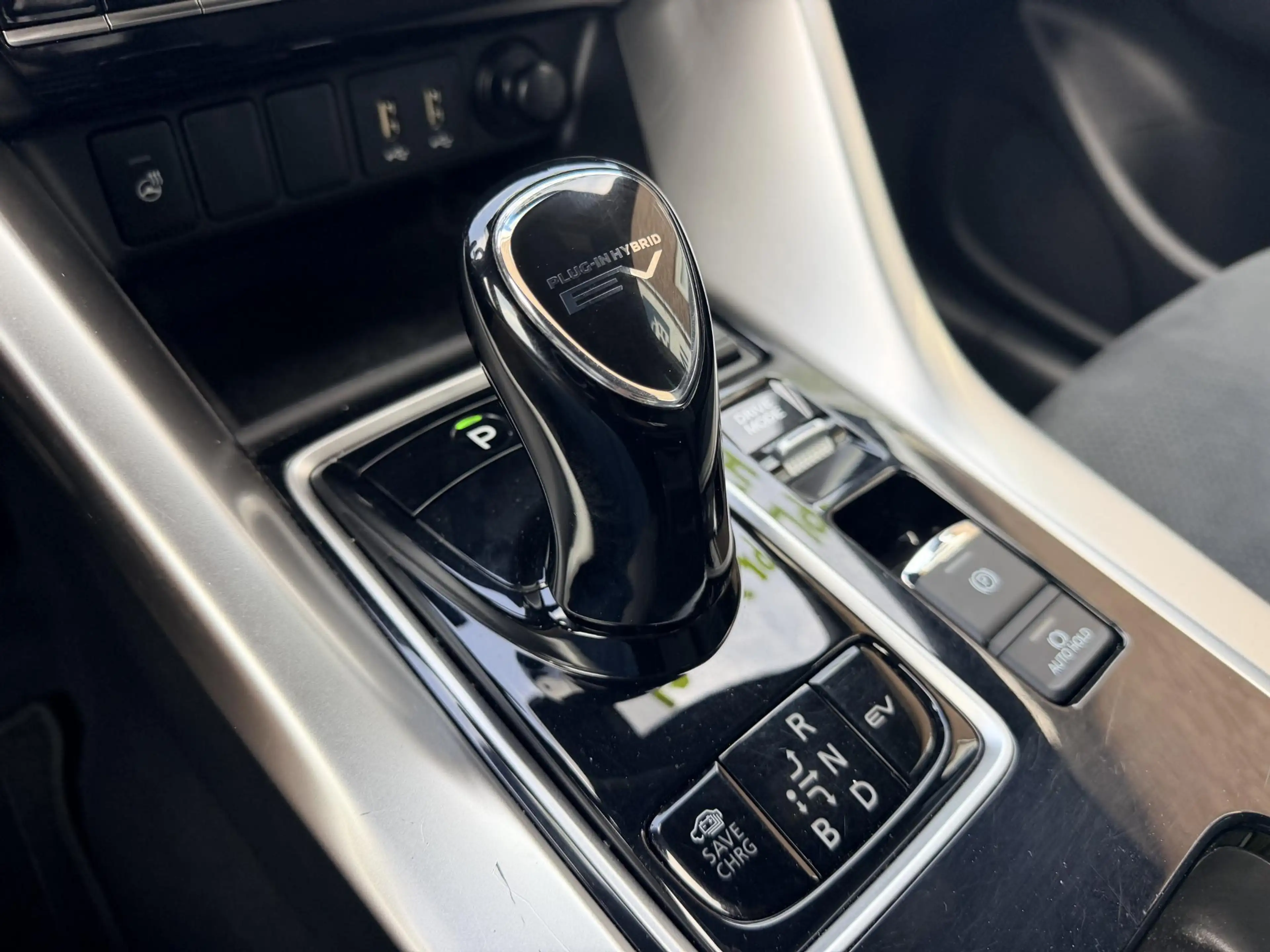 Mitsubishi Eclipse Cross 2.4 PHEV Black Edition *Winterpakket* — photo 12