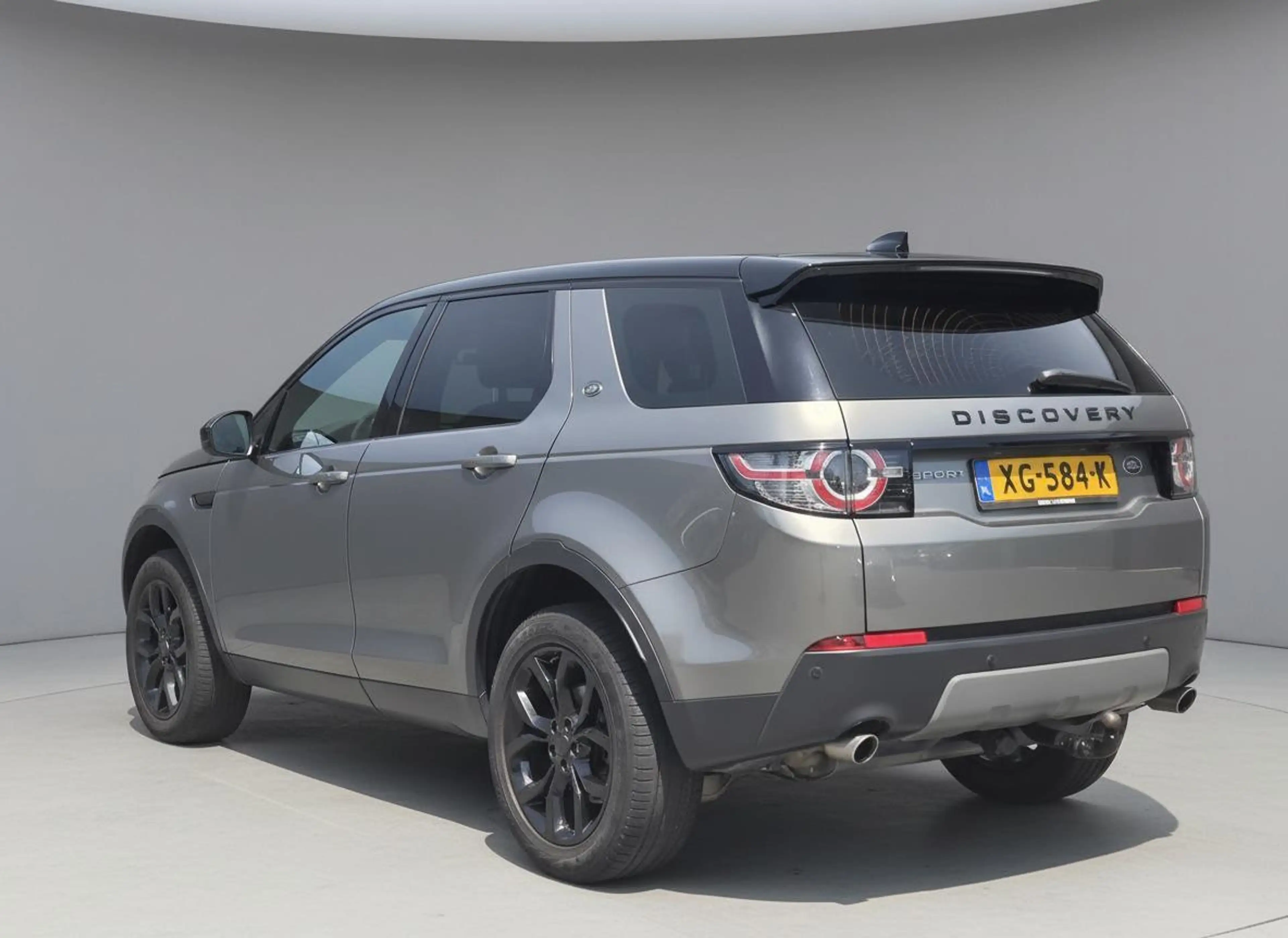 Land Rover Discovery Sport 2.0 TD4 4WD | Pano | Leder — photo 3