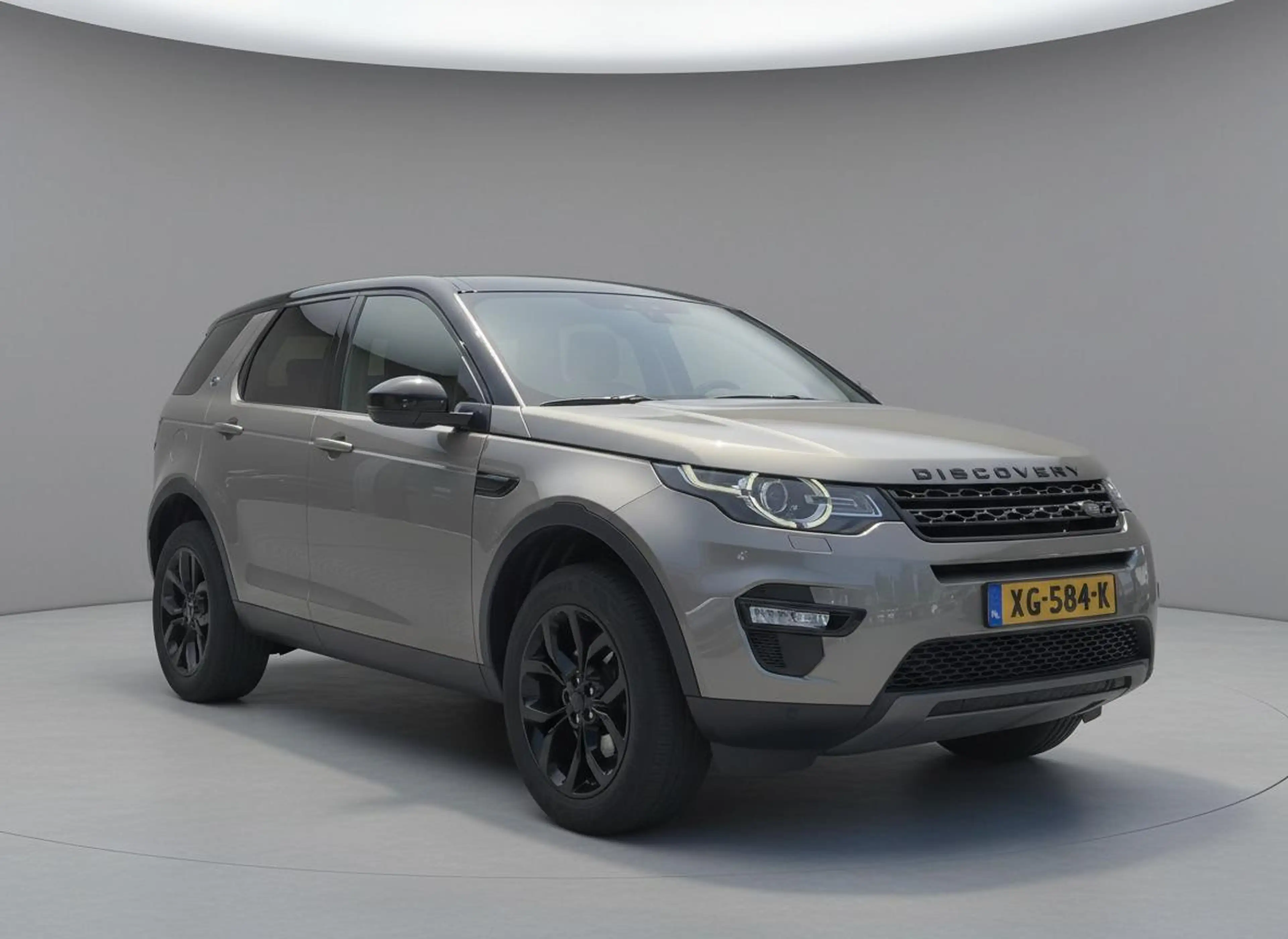 Land Rover Discovery Sport 2.0 TD4 4WD | Pano | Leder — photo 12