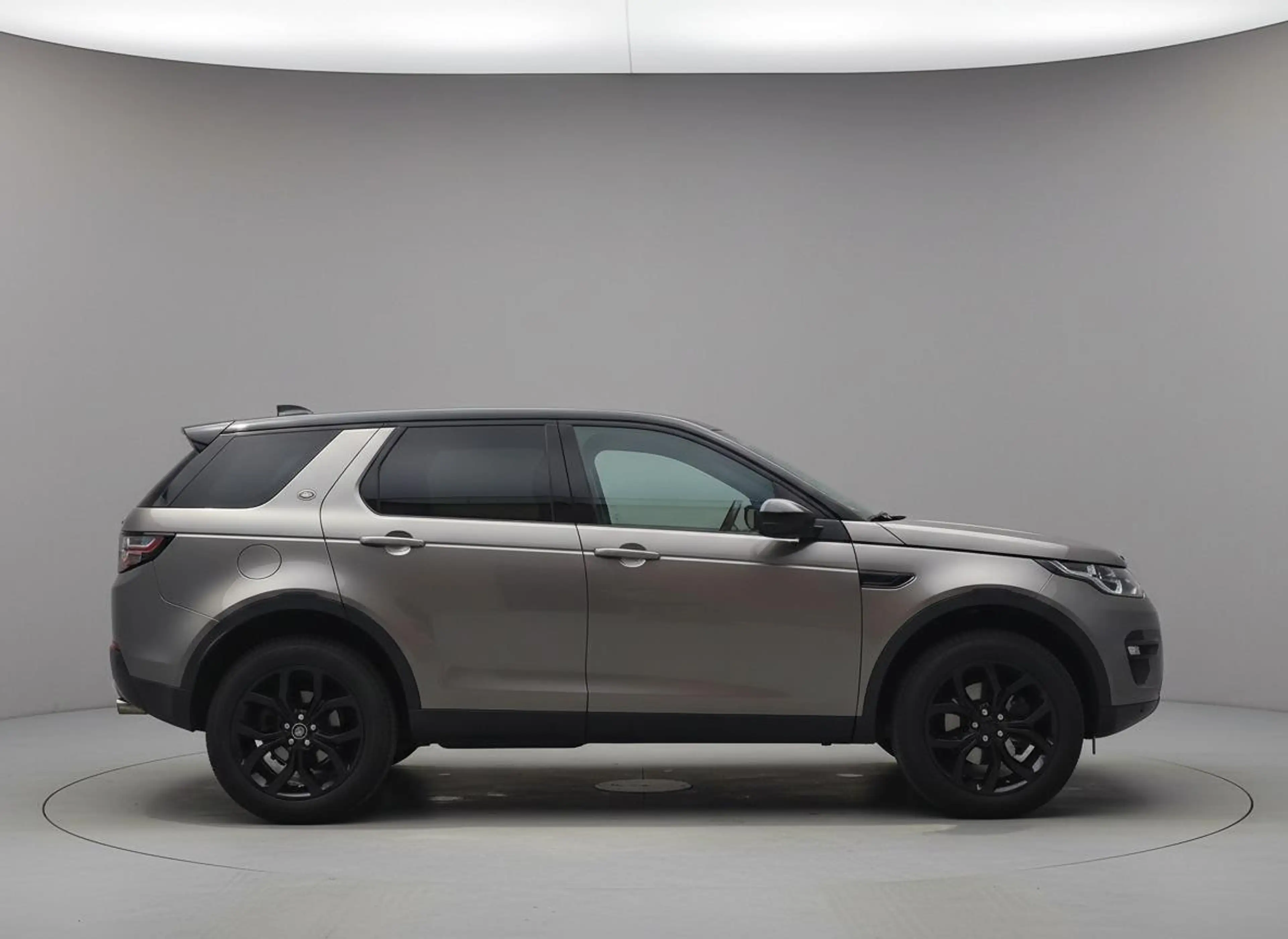 Land Rover Discovery Sport 2.0 TD4 4WD | Pano | Leder — photo 2