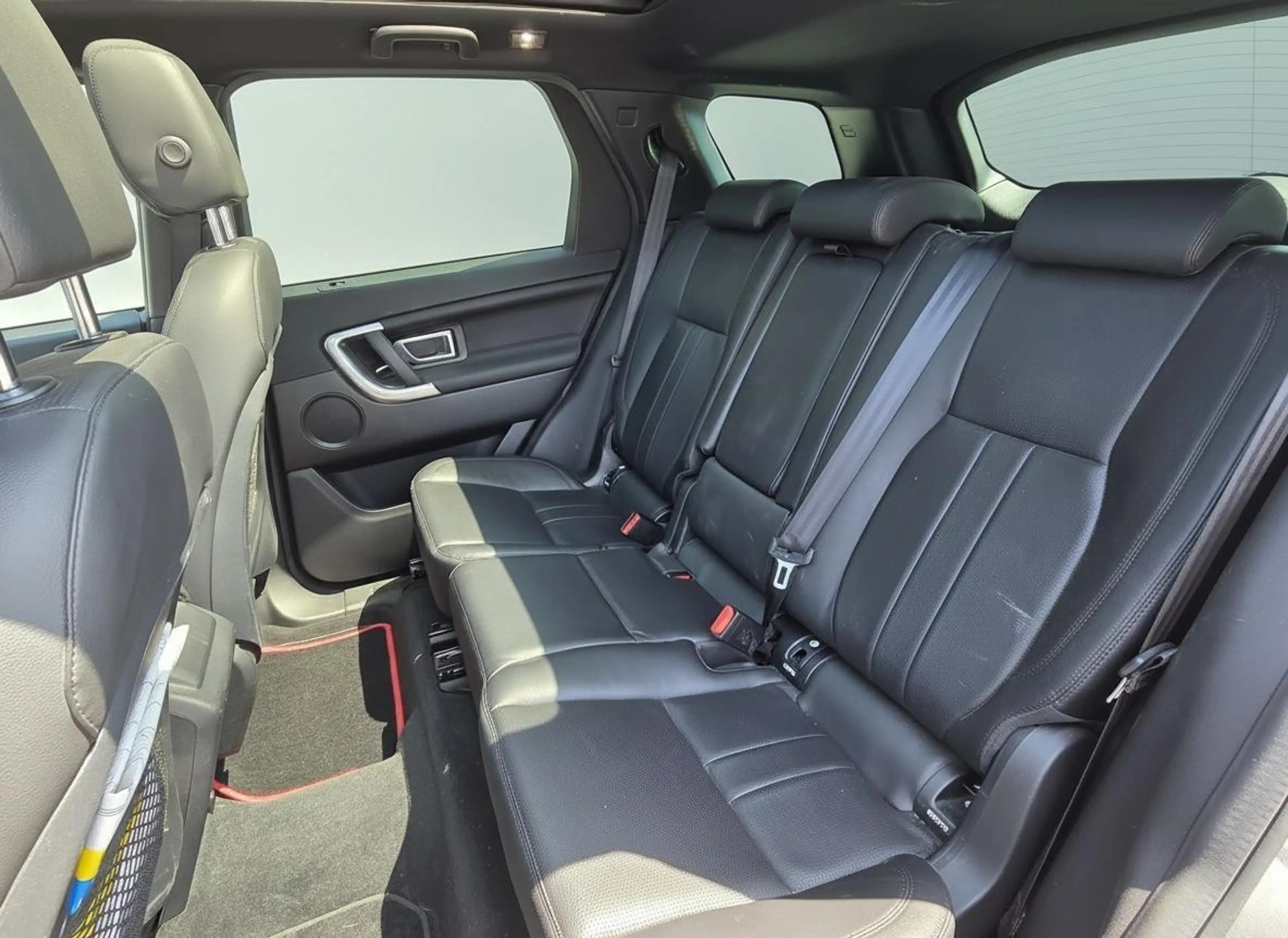 Land Rover Discovery Sport 2.0 TD4 4WD | Pano | Leder — photo 9