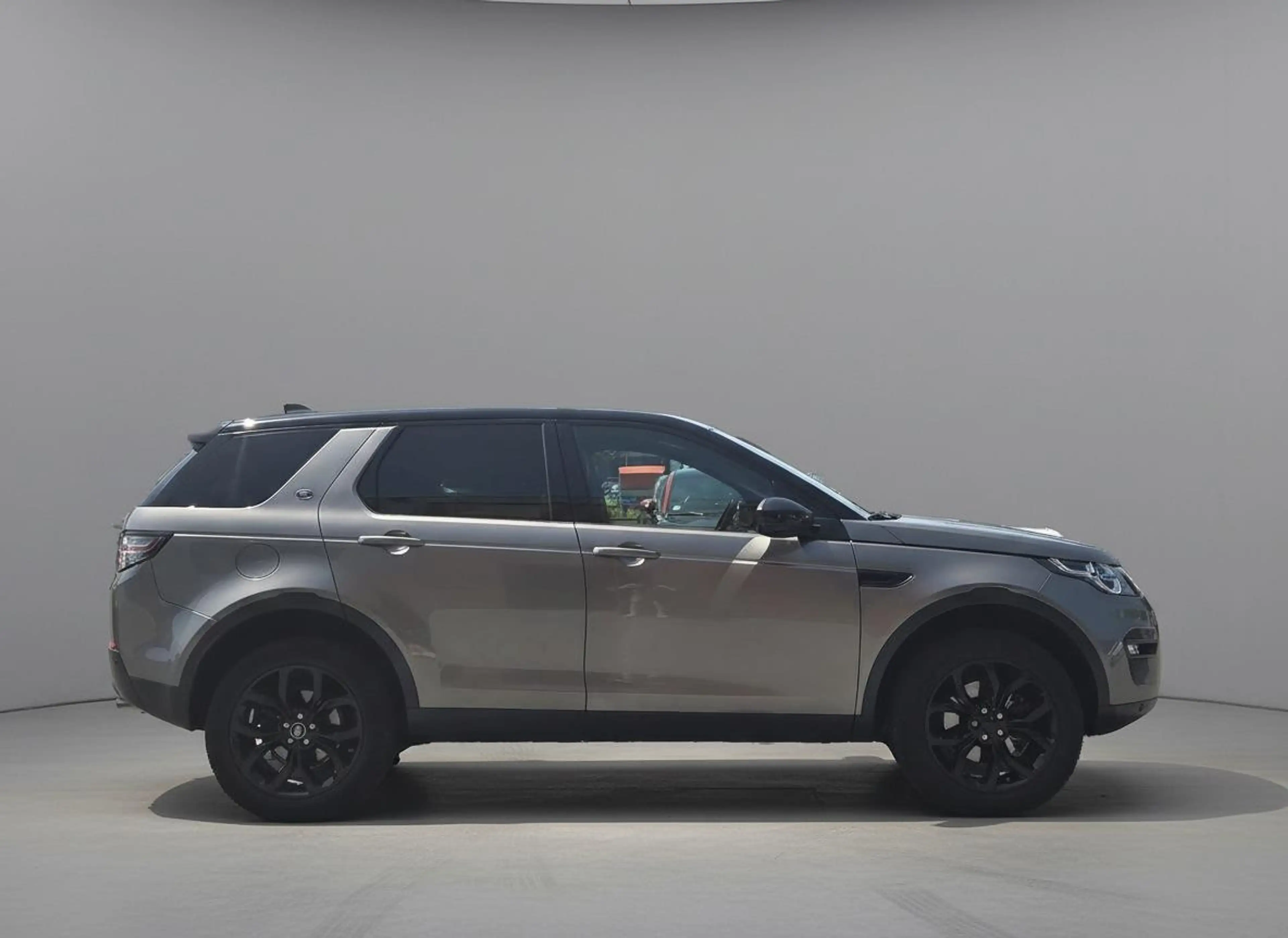 Land Rover Discovery Sport 2.0 TD4 4WD | Pano | Leder — photo 10