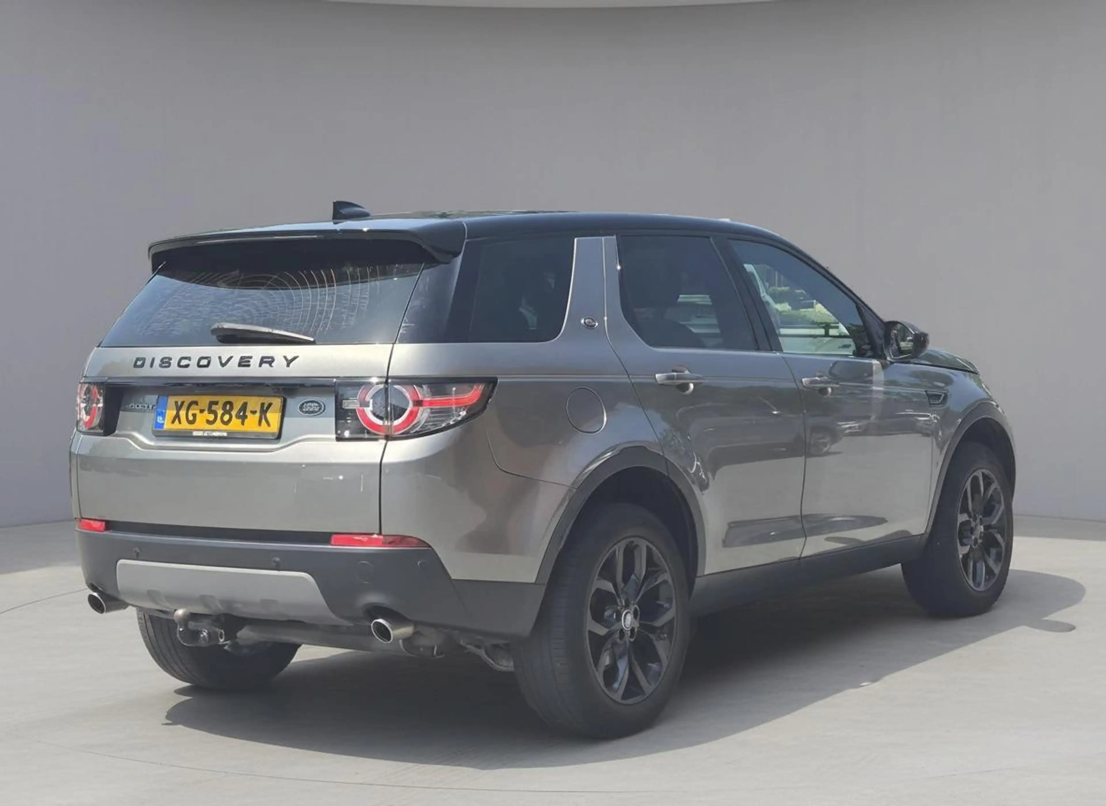 Land Rover Discovery Sport 2.0 TD4 4WD | Pano | Leder — photo 11