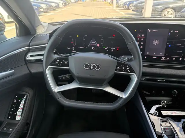 Audi A6 view 13