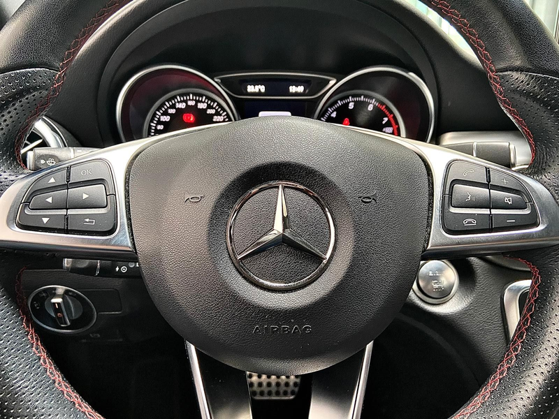 Mercedes-Benz GLA 200 AMG-Line Dynamic Select Navi SHZ LED — photo 15