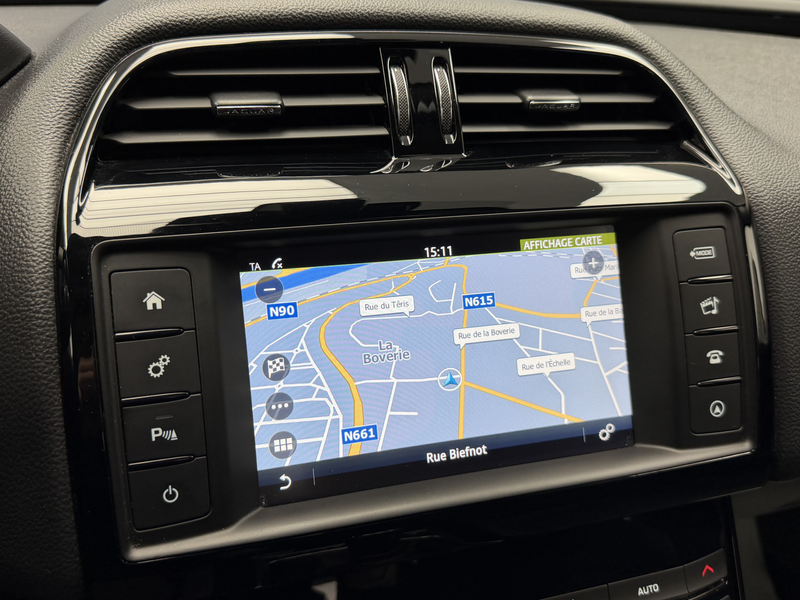 Jaguar XE 2.0 D E-Performance * GPS + REGU + GARANTIE * — photo 14