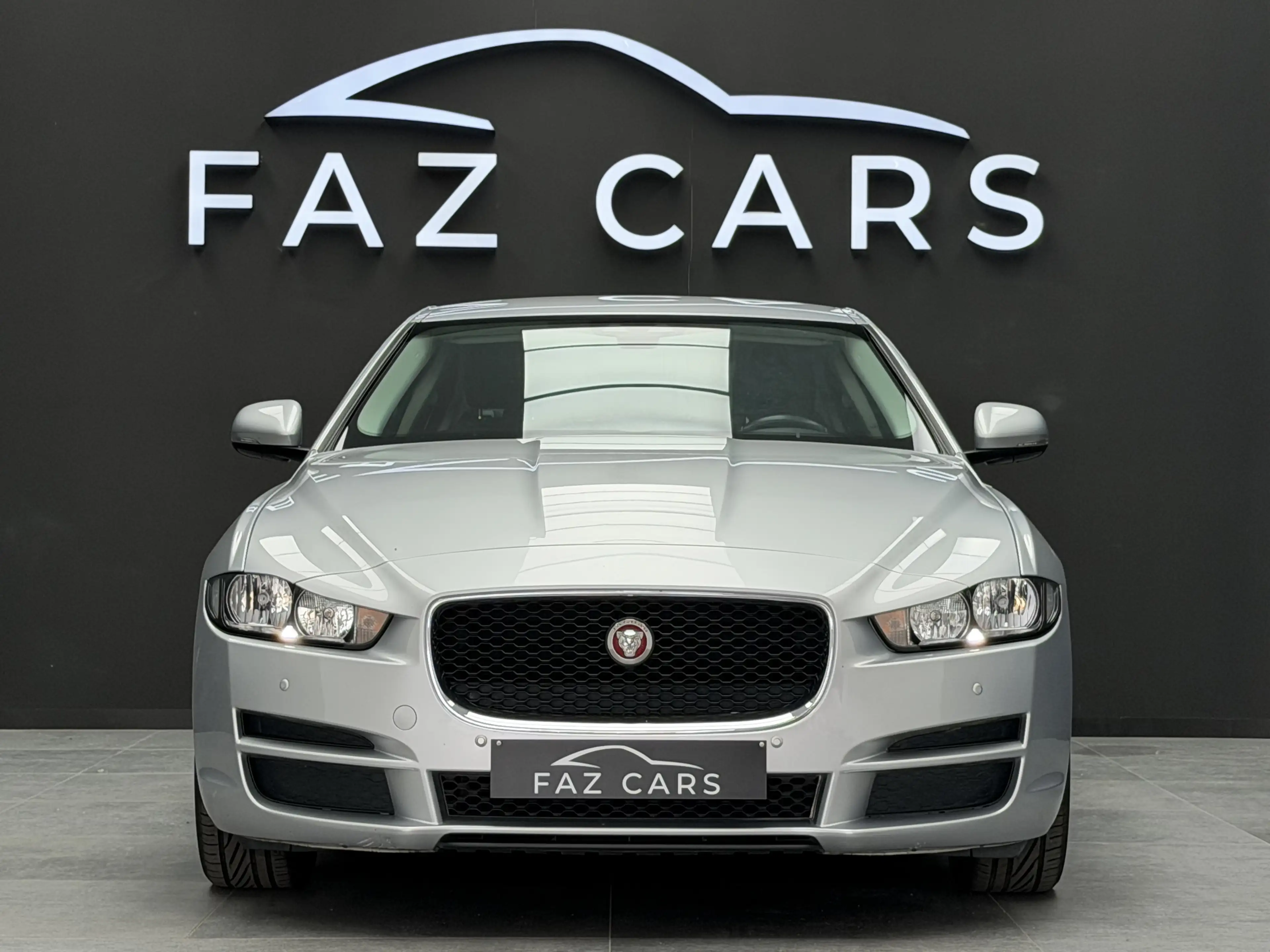 Jaguar XE 2.0 D E-Performance * GPS + REGU + GARANTIE * — photo 3