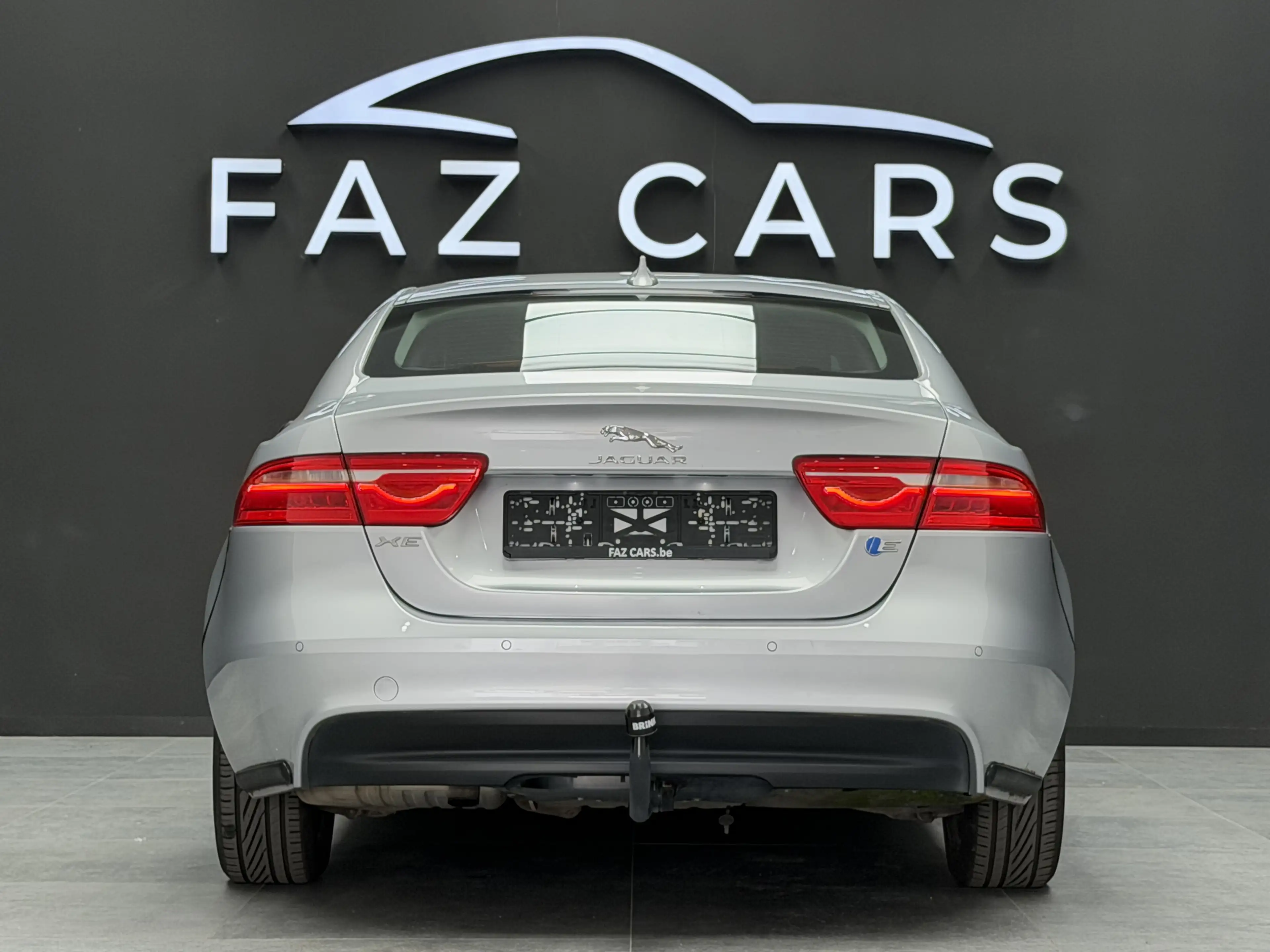 Jaguar XE 2.0 D E-Performance * GPS + REGU + GARANTIE * — photo 6