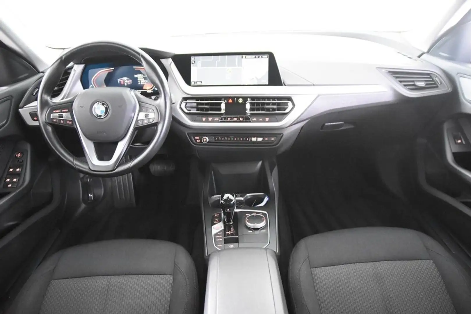 BMW 218i Gran Coupé *1.Hand*Navi*Carplay*DAB* Noir - 2