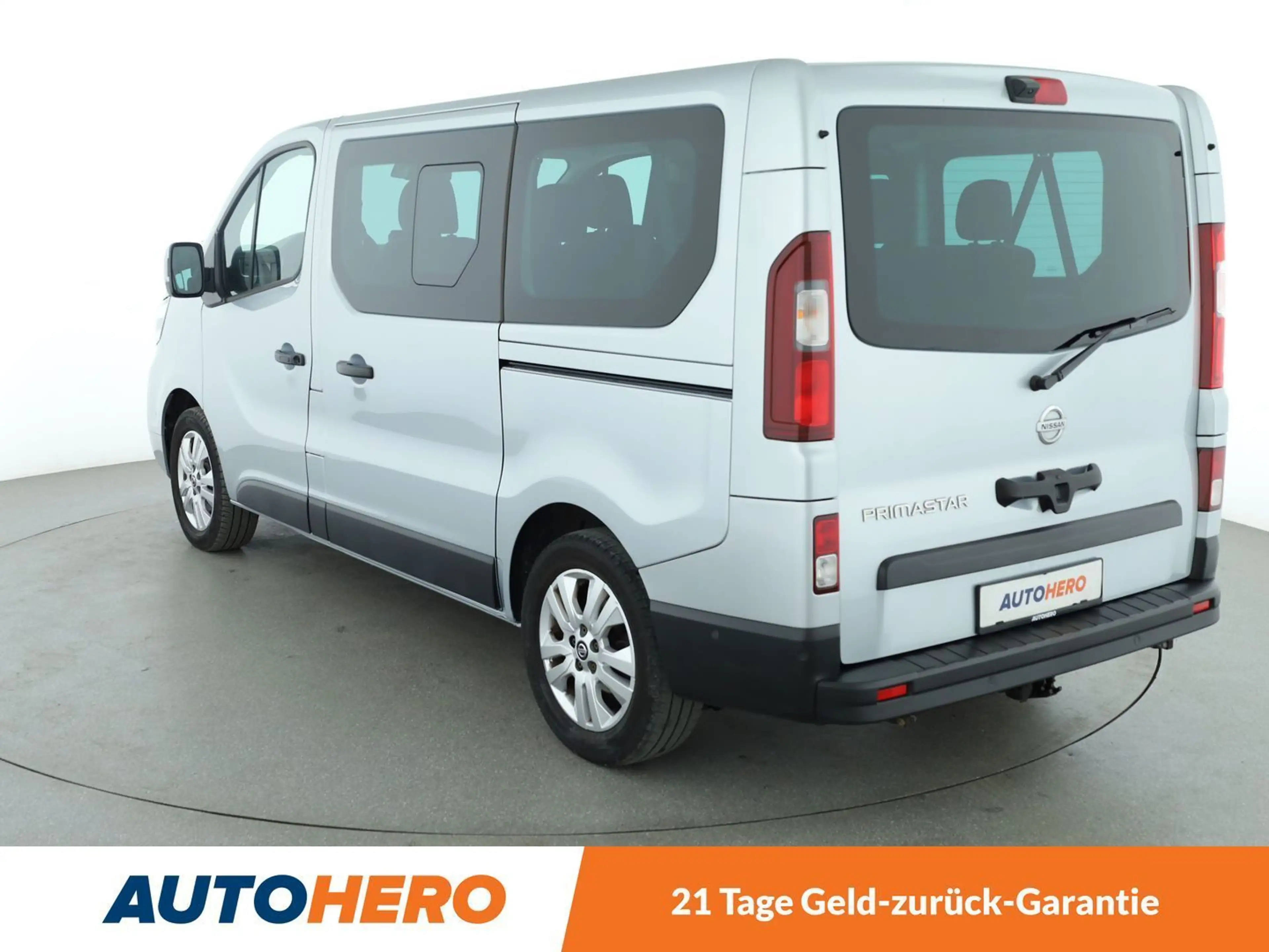 Nissan NV300 2.0 dCi L1H1 2,8t TEKNA *NAVI*LED*CAM*SHZ*TEMPO* — photo 4