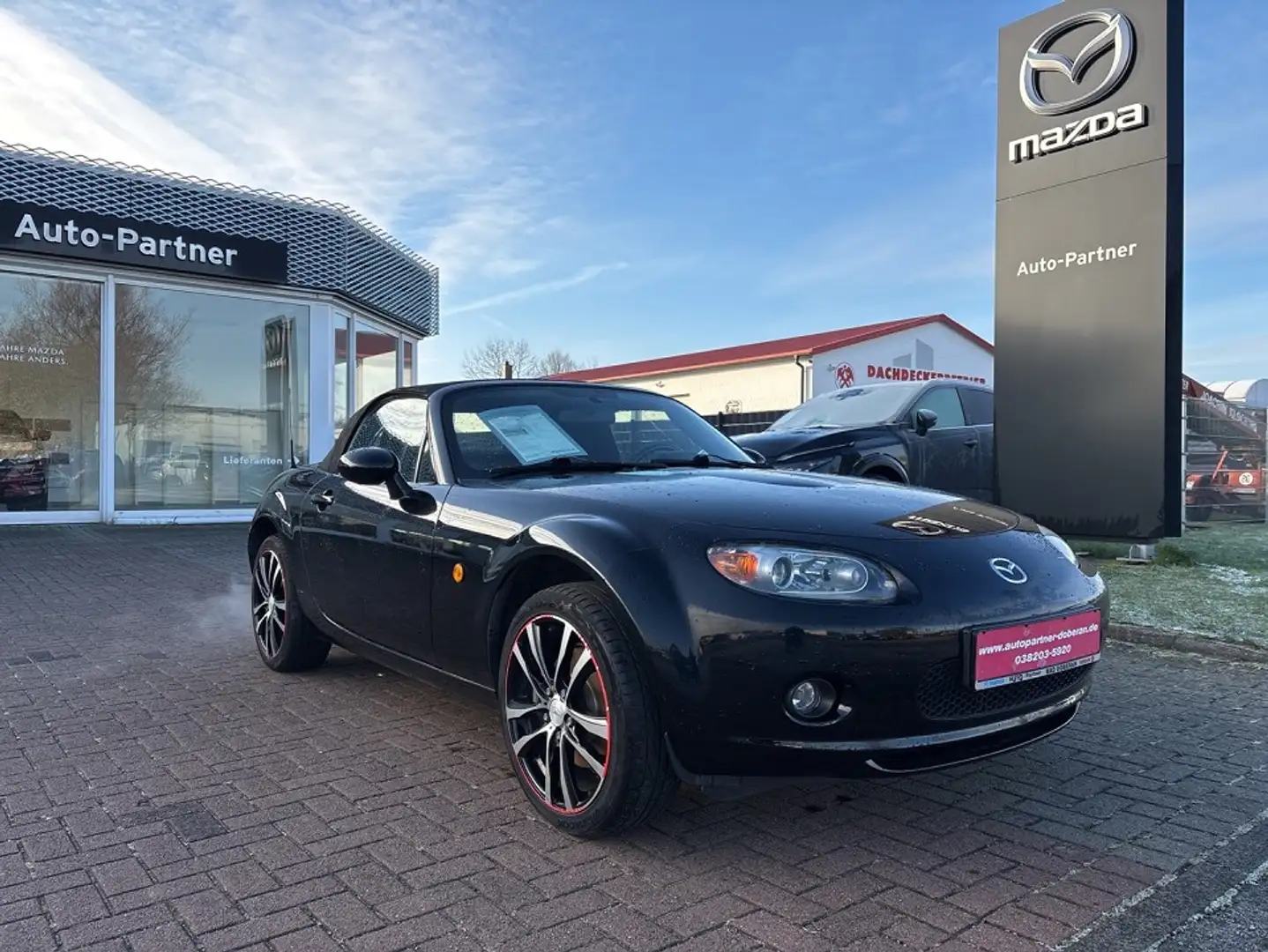 Mazda MX-5 1.8l MZR 126PS 2T 5GS AL-ENE Schwarz - 1