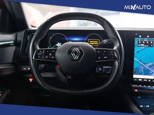 Renault Austral view 12