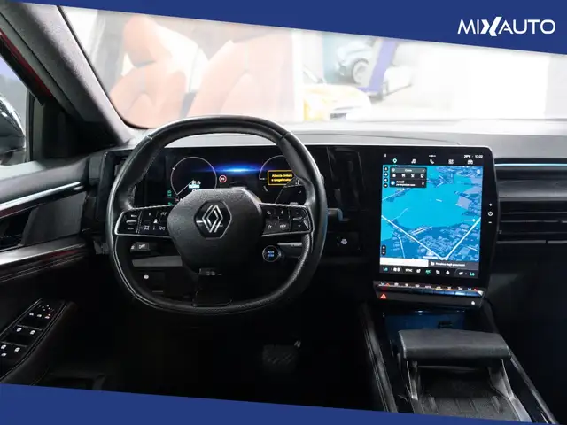 Renault Austral view 11