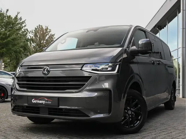 Volkswagen Transporter view 3