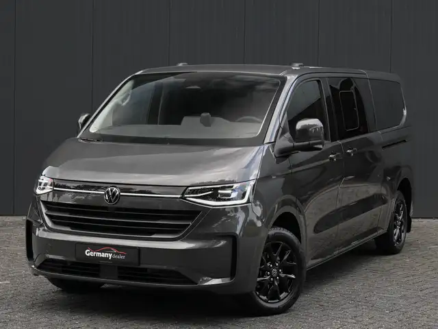 Volkswagen Transporter view 12