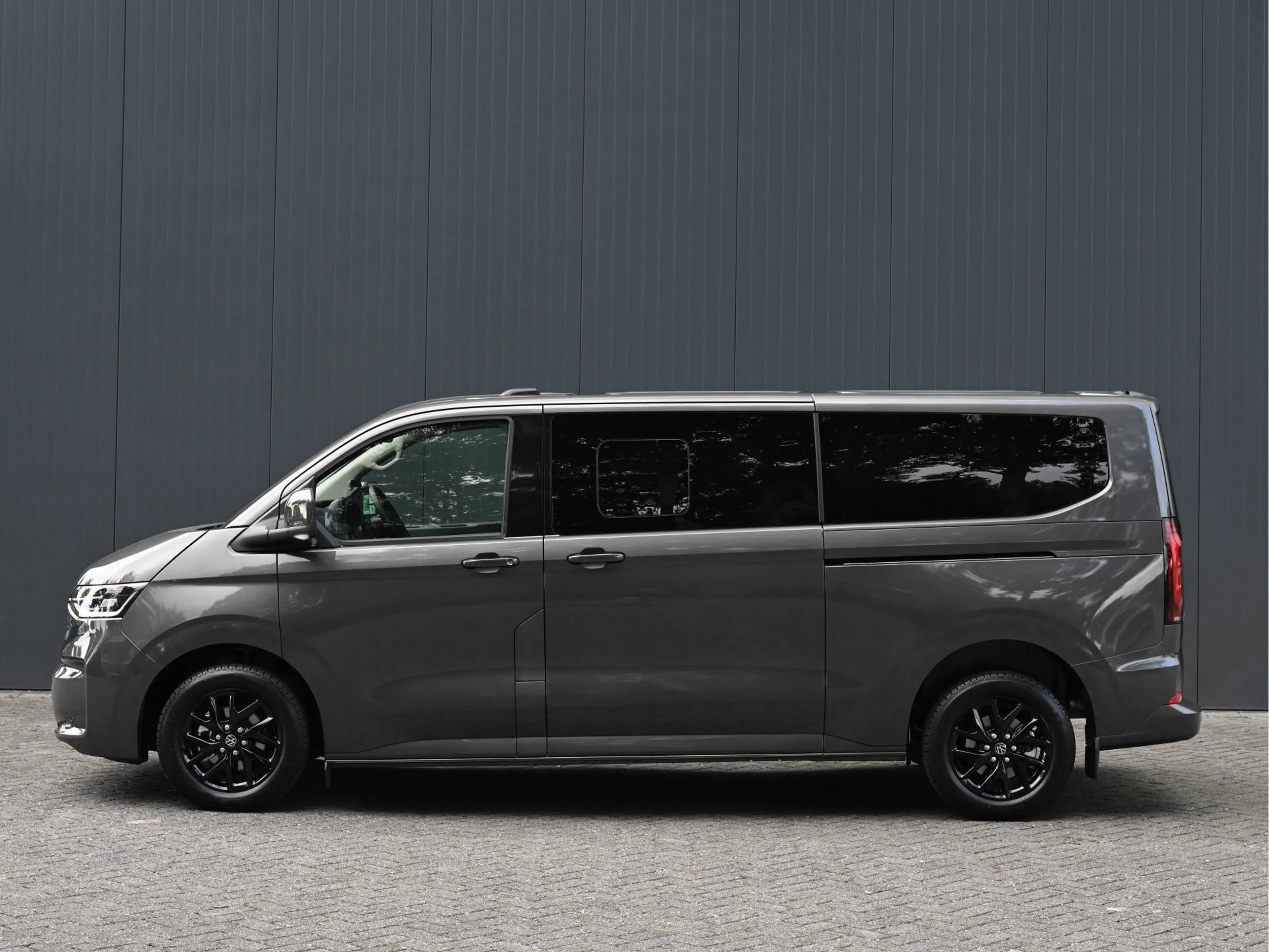 Volkswagen Transporter Transporter/Caravelle 2.5 L2H1 eHybrid Style 8-per — photo 14