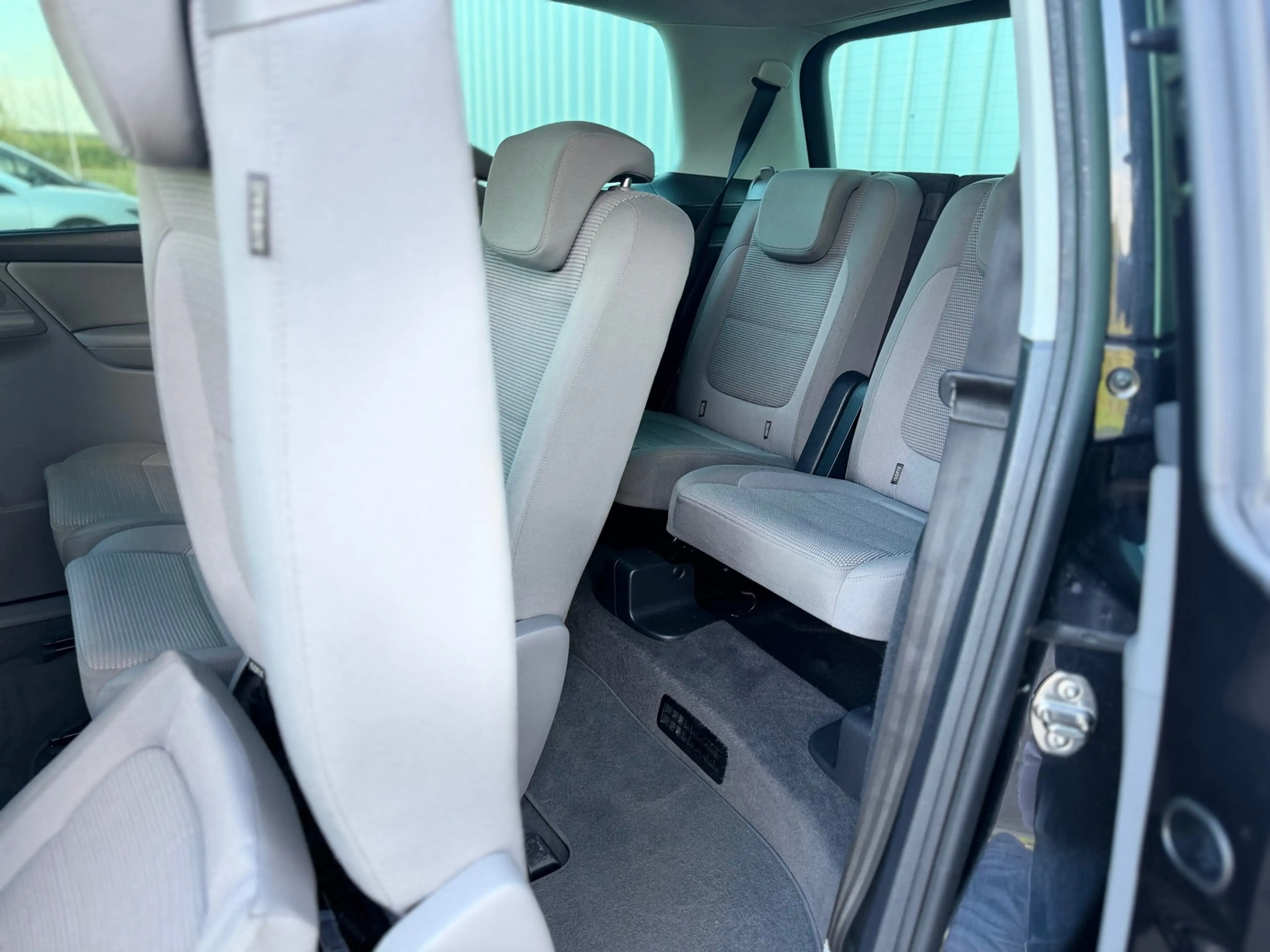 Volkswagen Sharan 1.4 TSI Highline 7pers. Automaat - Deep Black Pear — photo 7