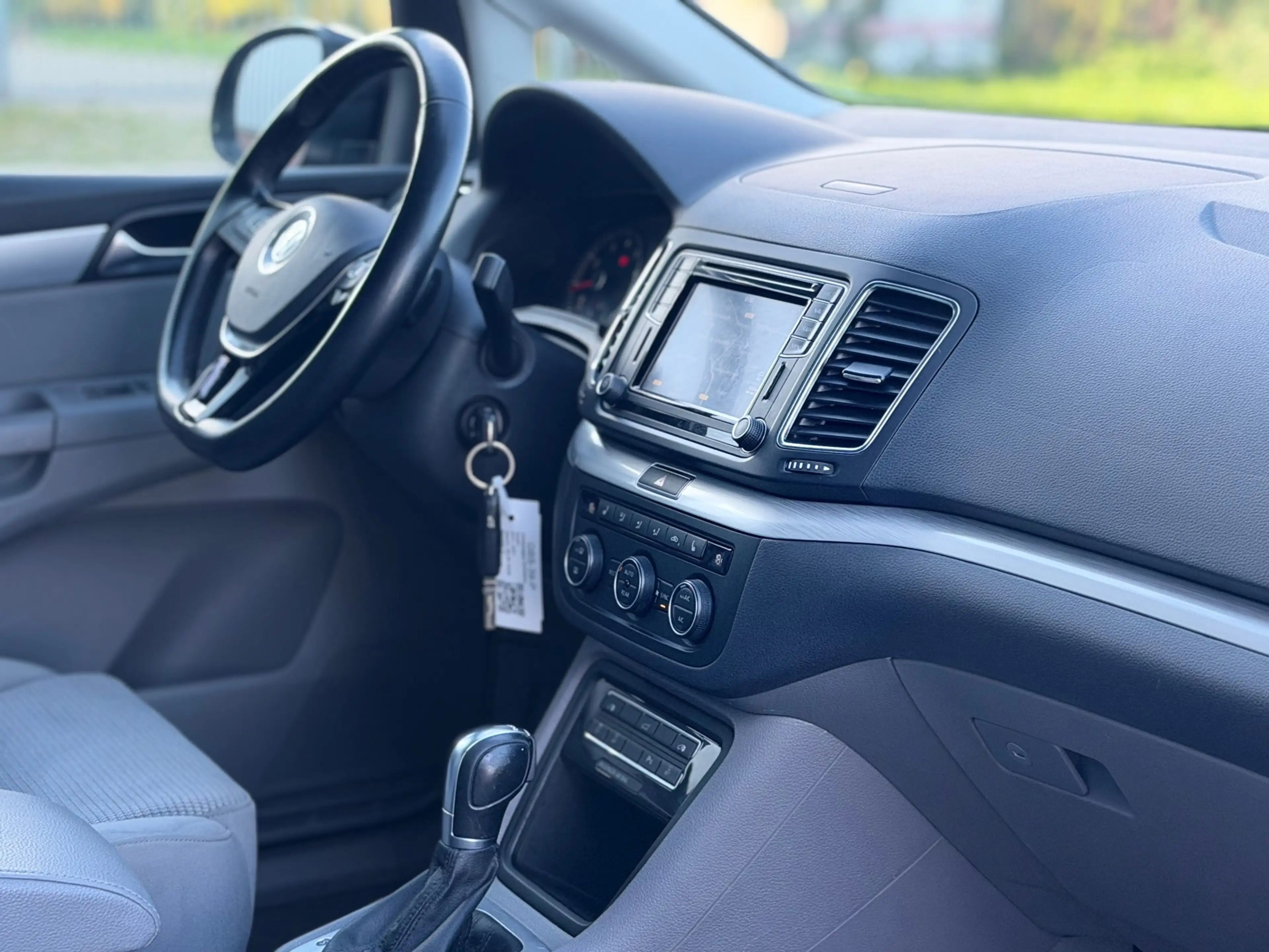 Volkswagen Sharan 1.4 TSI Highline 7pers. Automaat - Deep Black Pear — photo 29