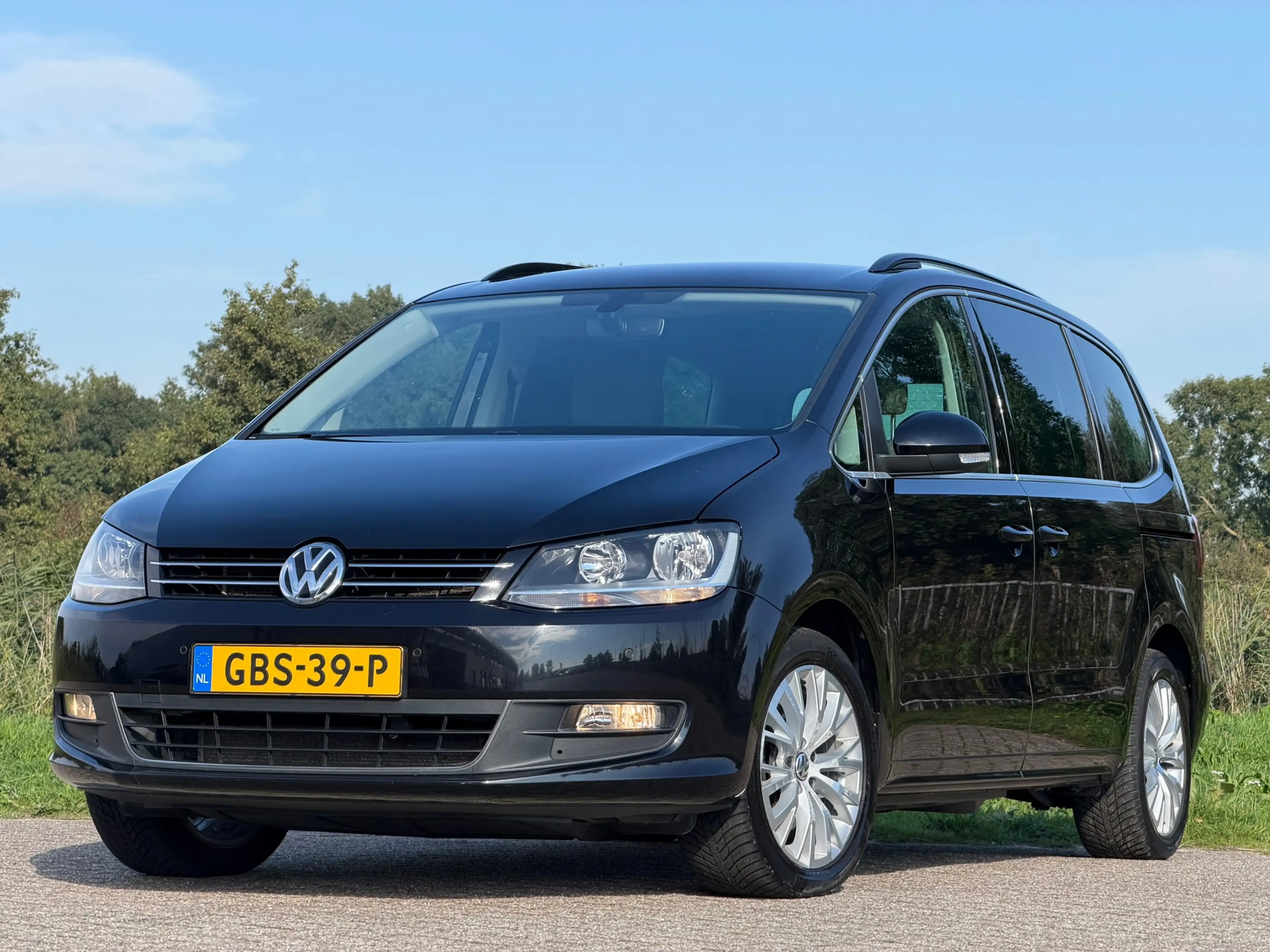Volkswagen Sharan 1.4 TSI Highline 7pers. Automaat - Deep Black Pear — photo 2