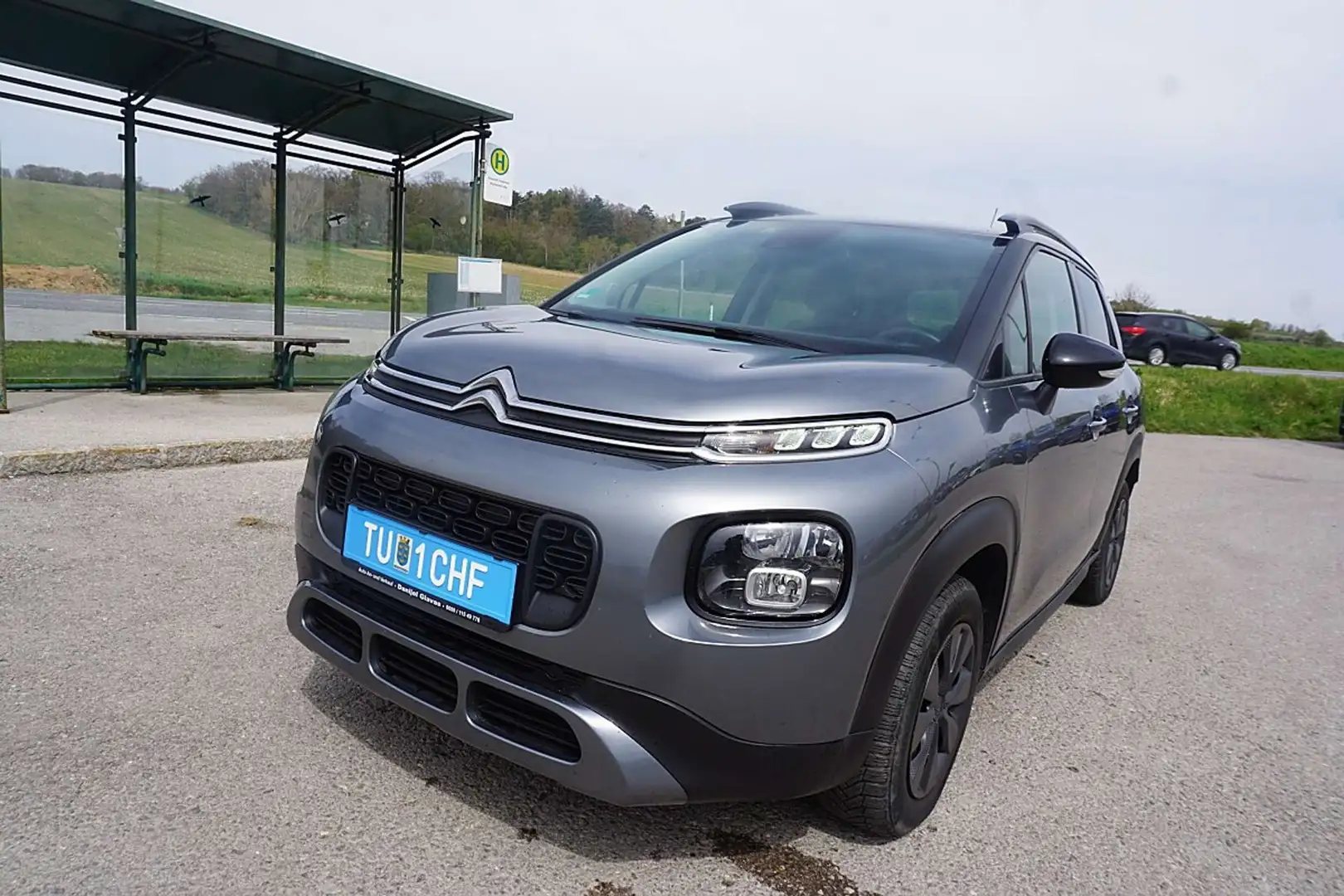 Citroen C3 Aircross PureTech 110 S&S 5-Gang-Manuell Shine Grau - 2