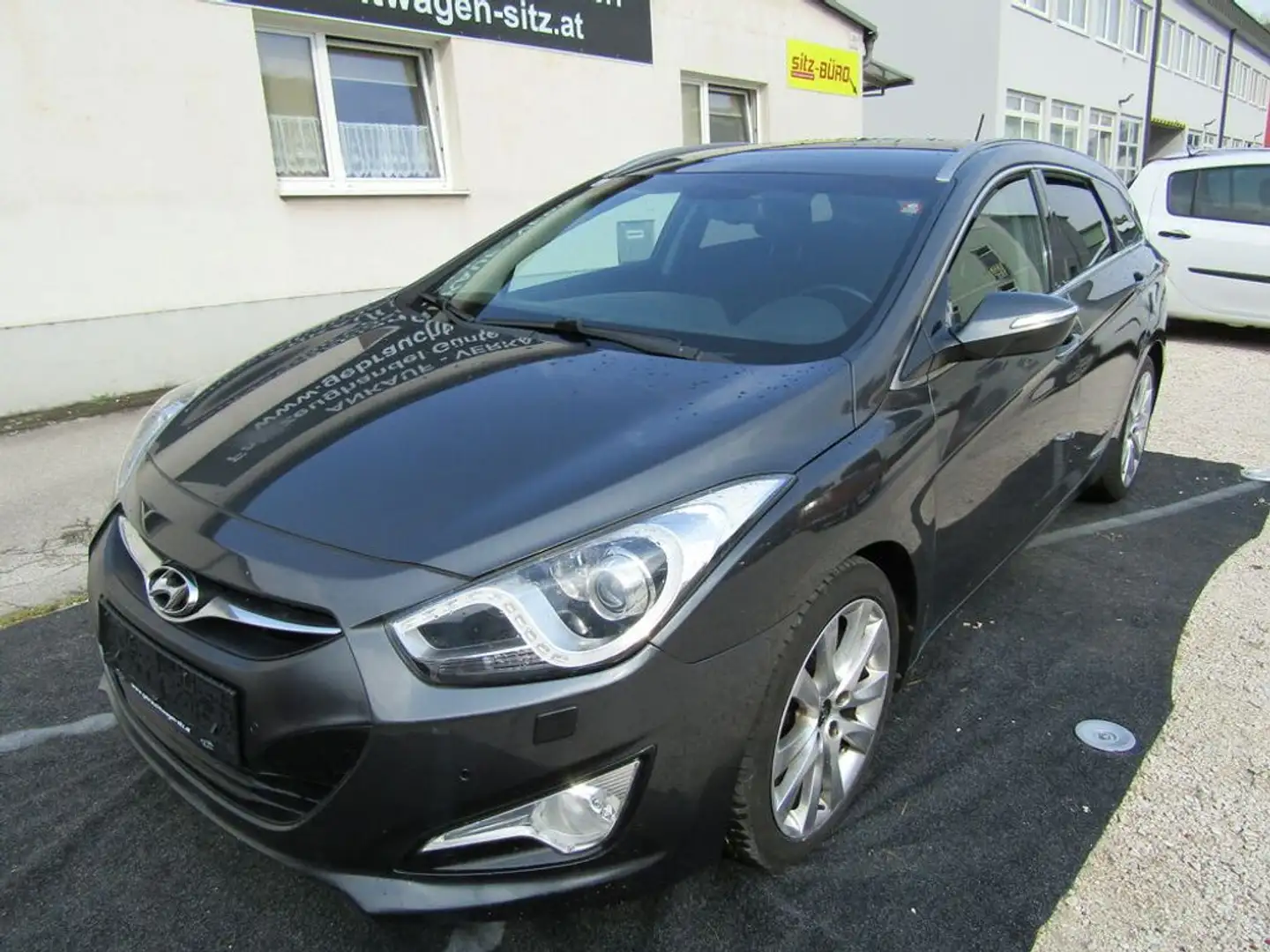 Hyundai i40 Style Grau - 1