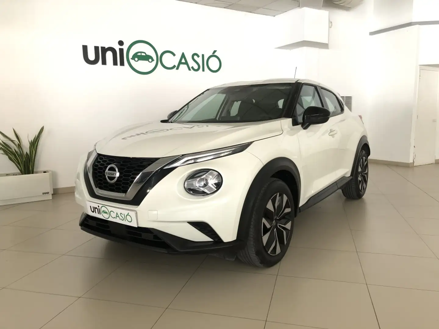 Nissan Juke 1.0 DIG-T Acenta 4x2 114 - 1