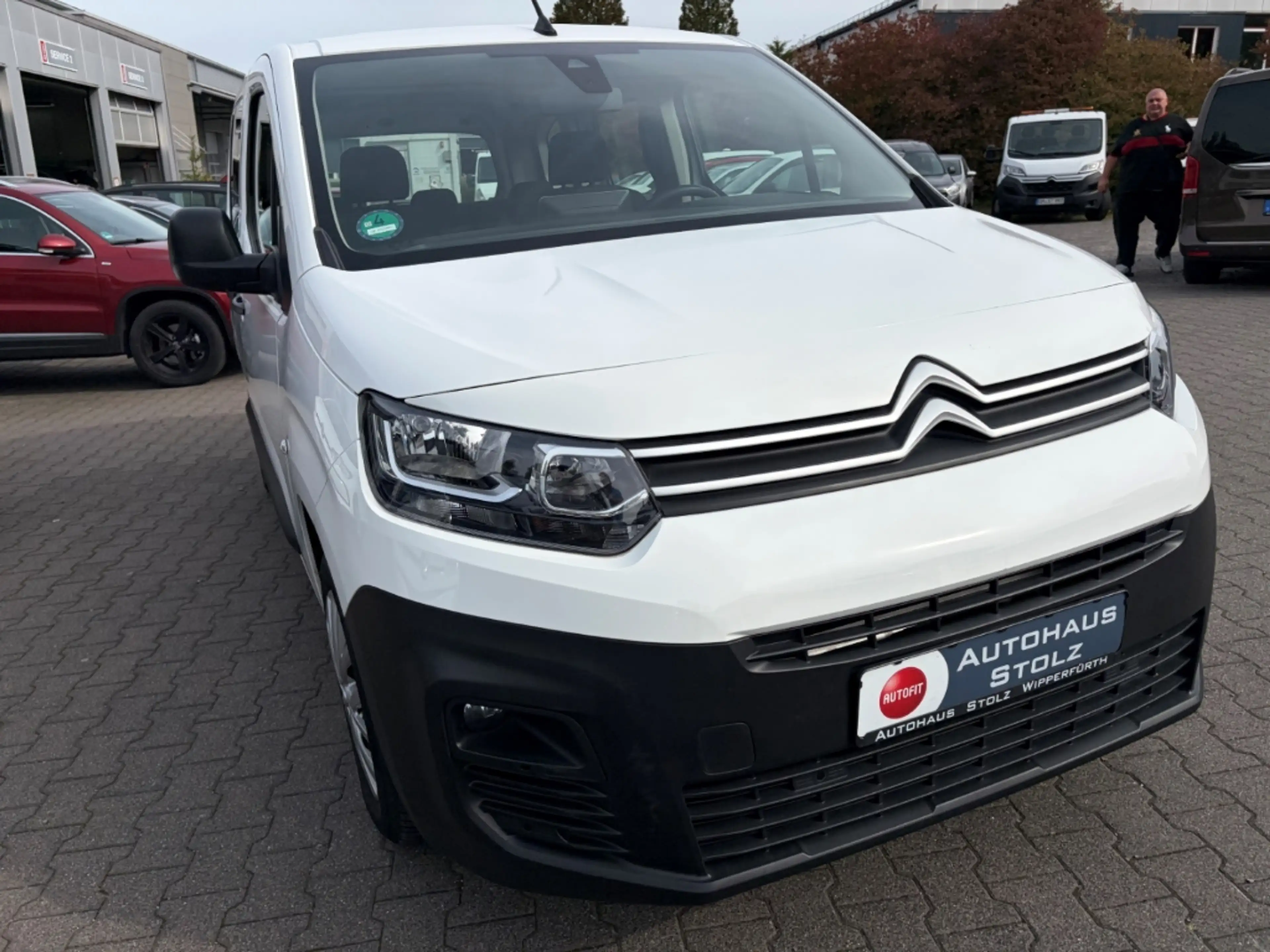 Citroen Berlingo Live Pack M Navi Apple CarPlay Android Auto DAB SH — photo 12