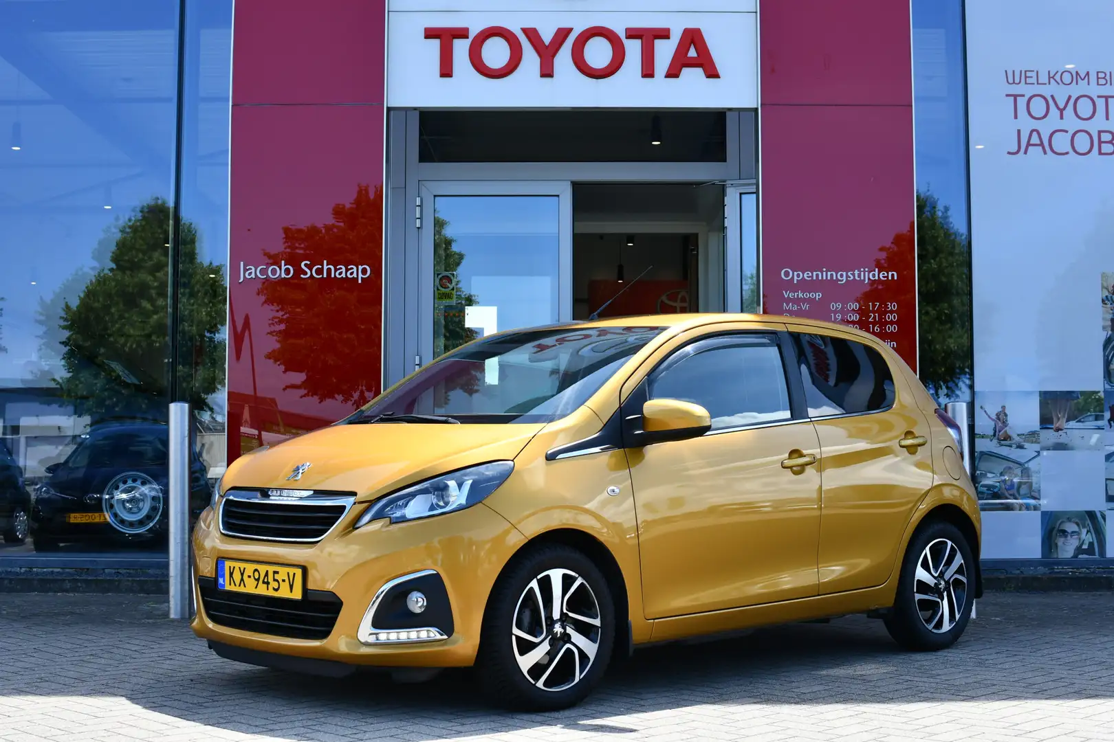 Peugeot 108 1.0 e-VTi Allure 5-deurs 70pk | Achteruitrijcamera Geel - 1