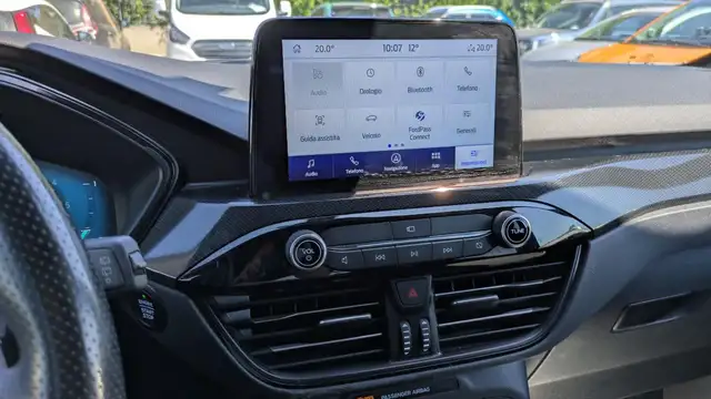 Ford Kuga view 15