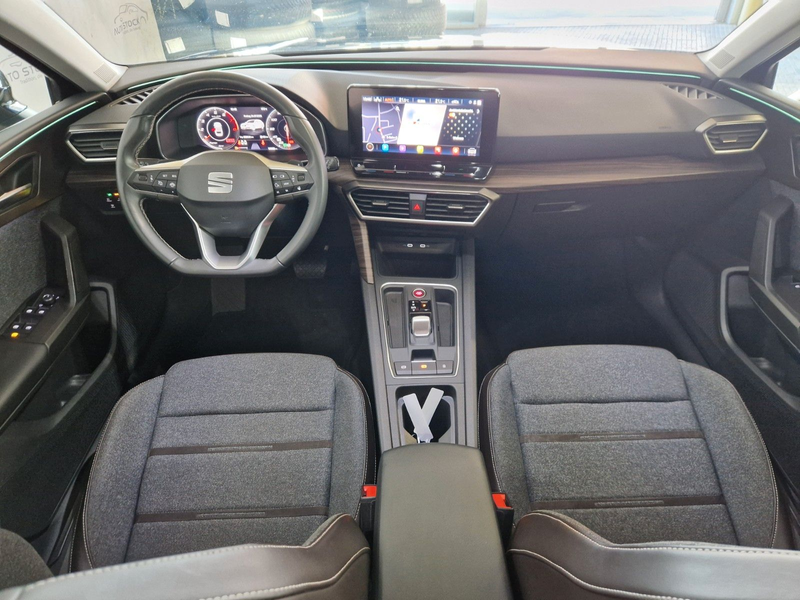 SEAT Leon ST 1.5 eTSI DSG Xcellence LED Navi PDC SH — photo 12