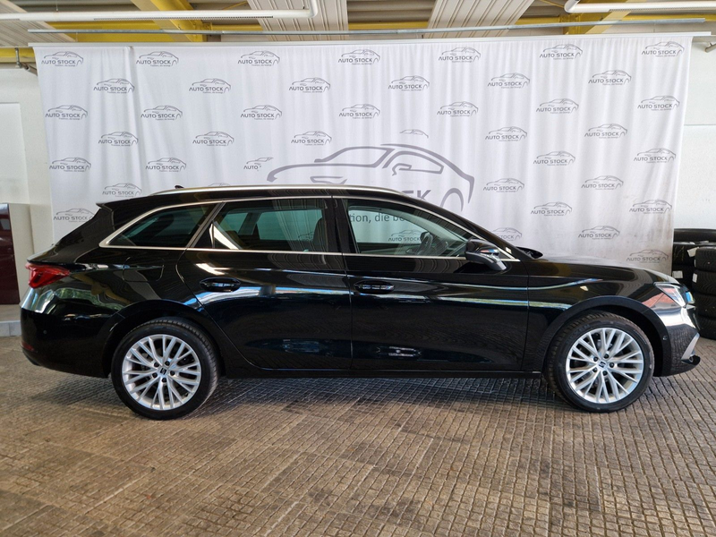 SEAT Leon ST 1.5 eTSI DSG Xcellence LED Navi PDC SH — photo 4